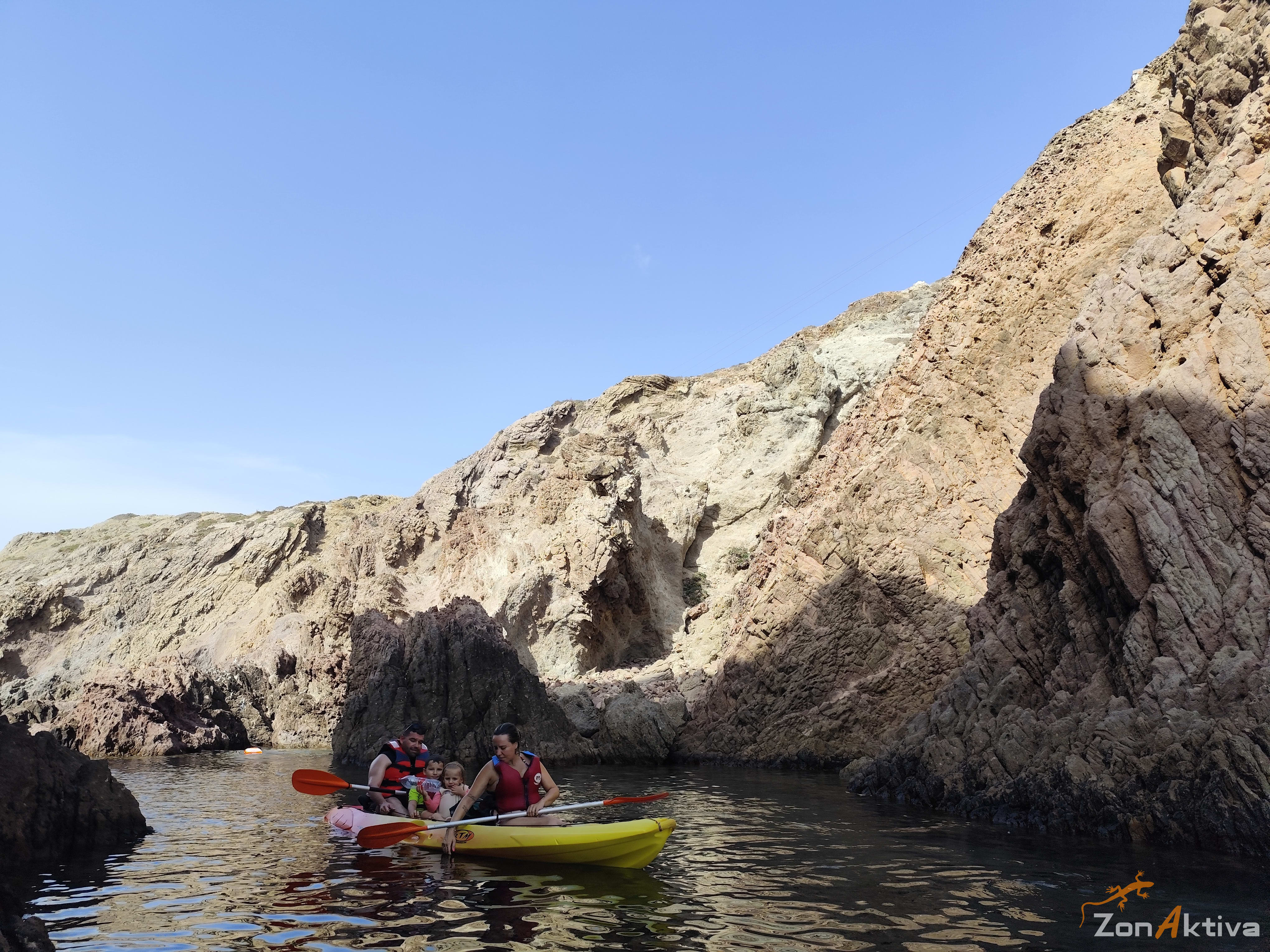 Kayaking in La Fabriquilla Arrecife de las Sirenas, Cabo de Gata – 11 August 2026 (photo 7)