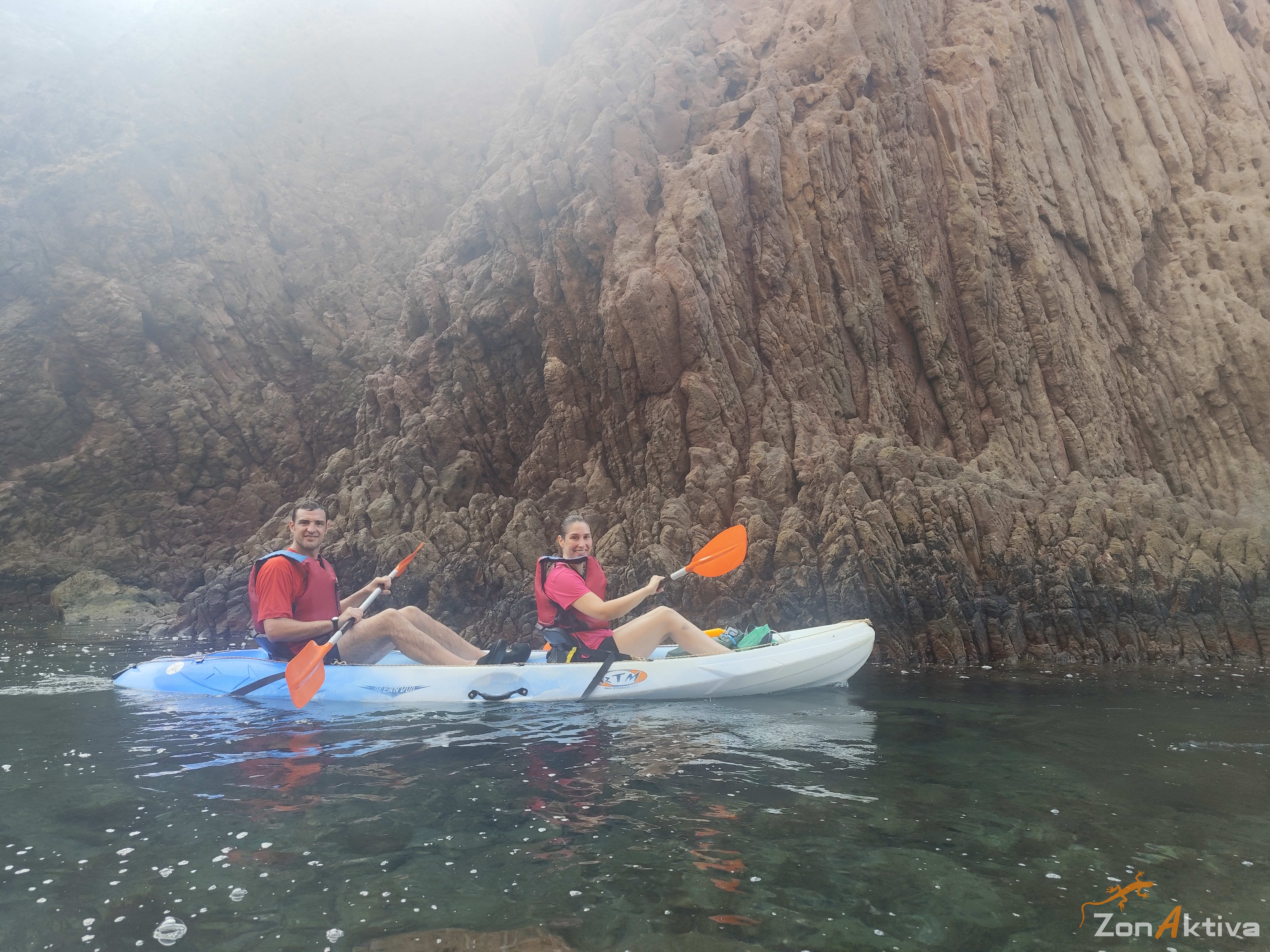 Kayaking in La Fabriquilla Arrecife de las Sirenas, Cabo de Gata – 11 August 2026 (photo 11)