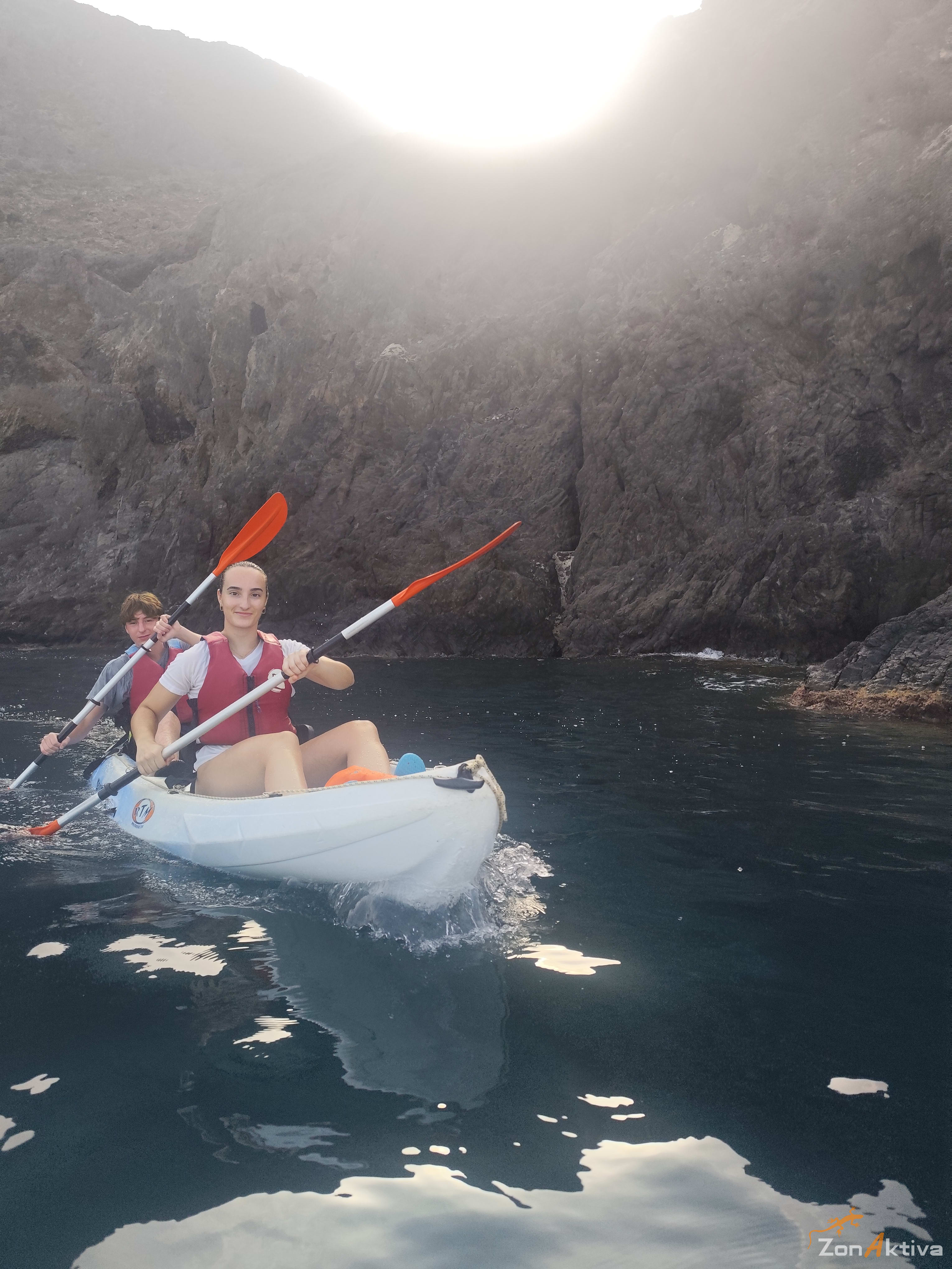 Kayaking in La Fabriquilla Arrecife de las Sirenas, Cabo de Gata – 11 August 2026 (photo 31)