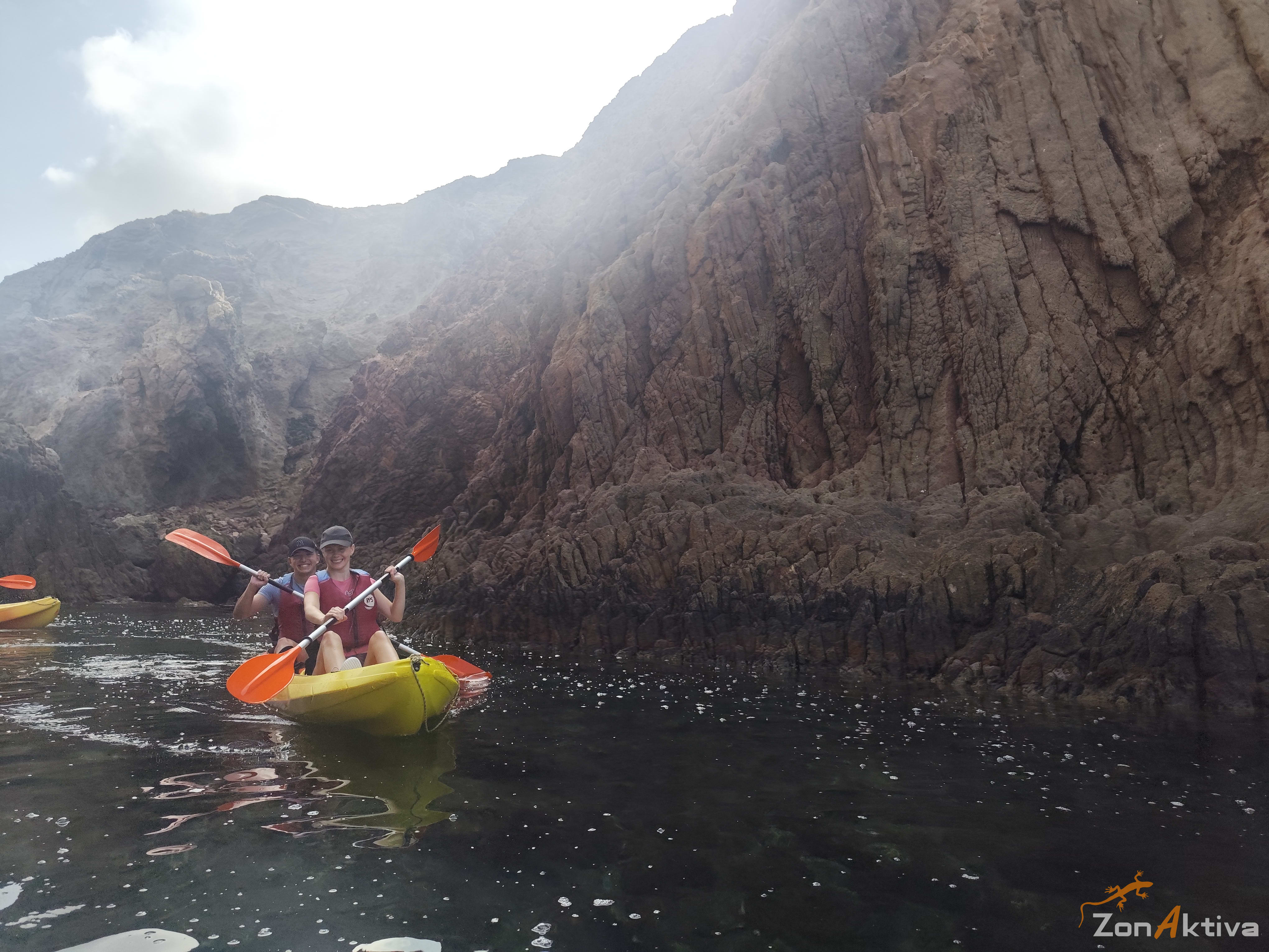 Kayaking in La Fabriquilla Arrecife de las Sirenas, Cabo de Gata – 11 August 2026 (photo 50)