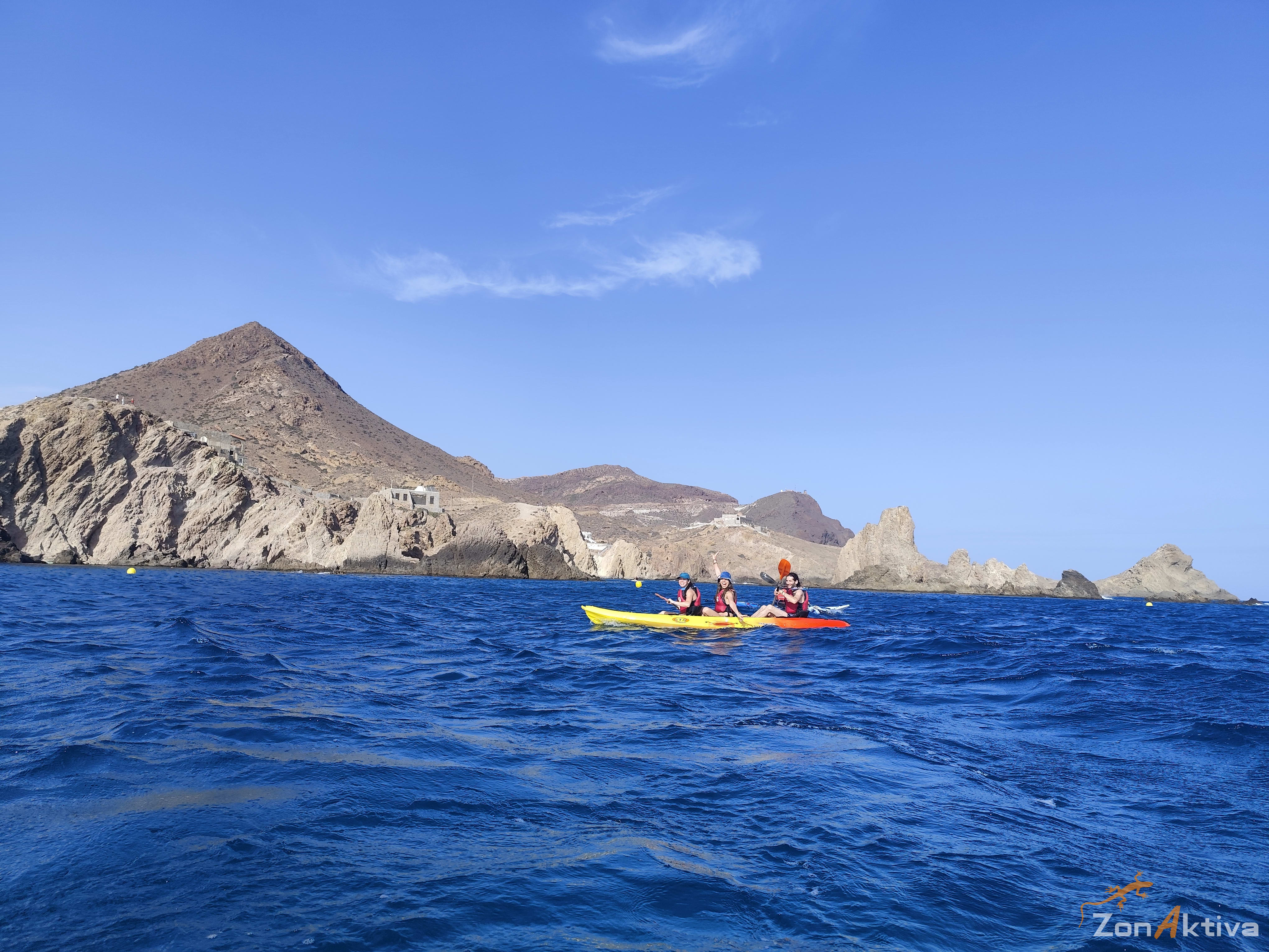 Kayaking in La Fabriquilla Arrecife de las Sirenas, Cabo de Gata – 12 August 2026 (photo 4)