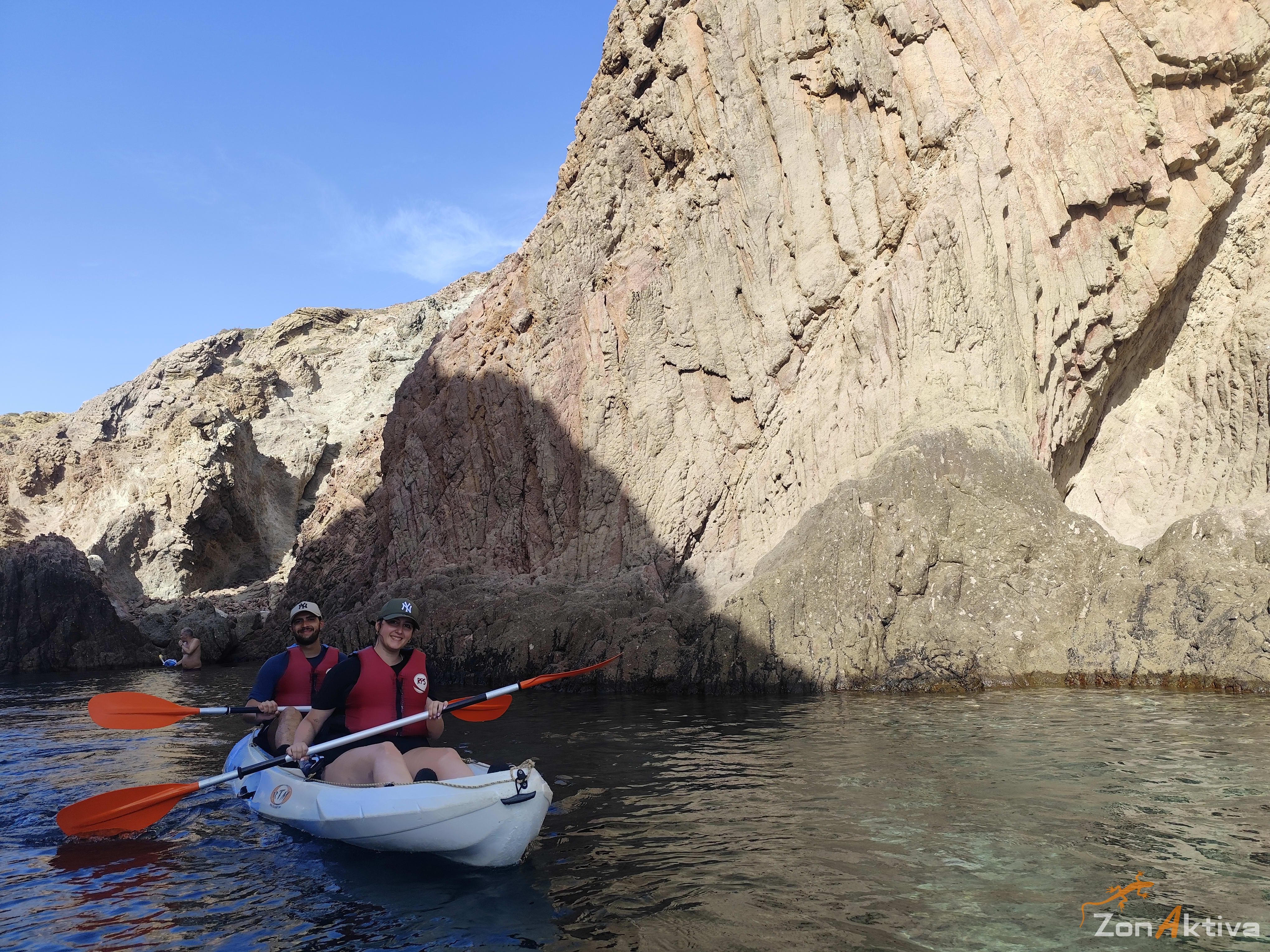 Kayaking in La Fabriquilla Arrecife de las Sirenas, Cabo de Gata – 12 August 2026 (photo 17)
