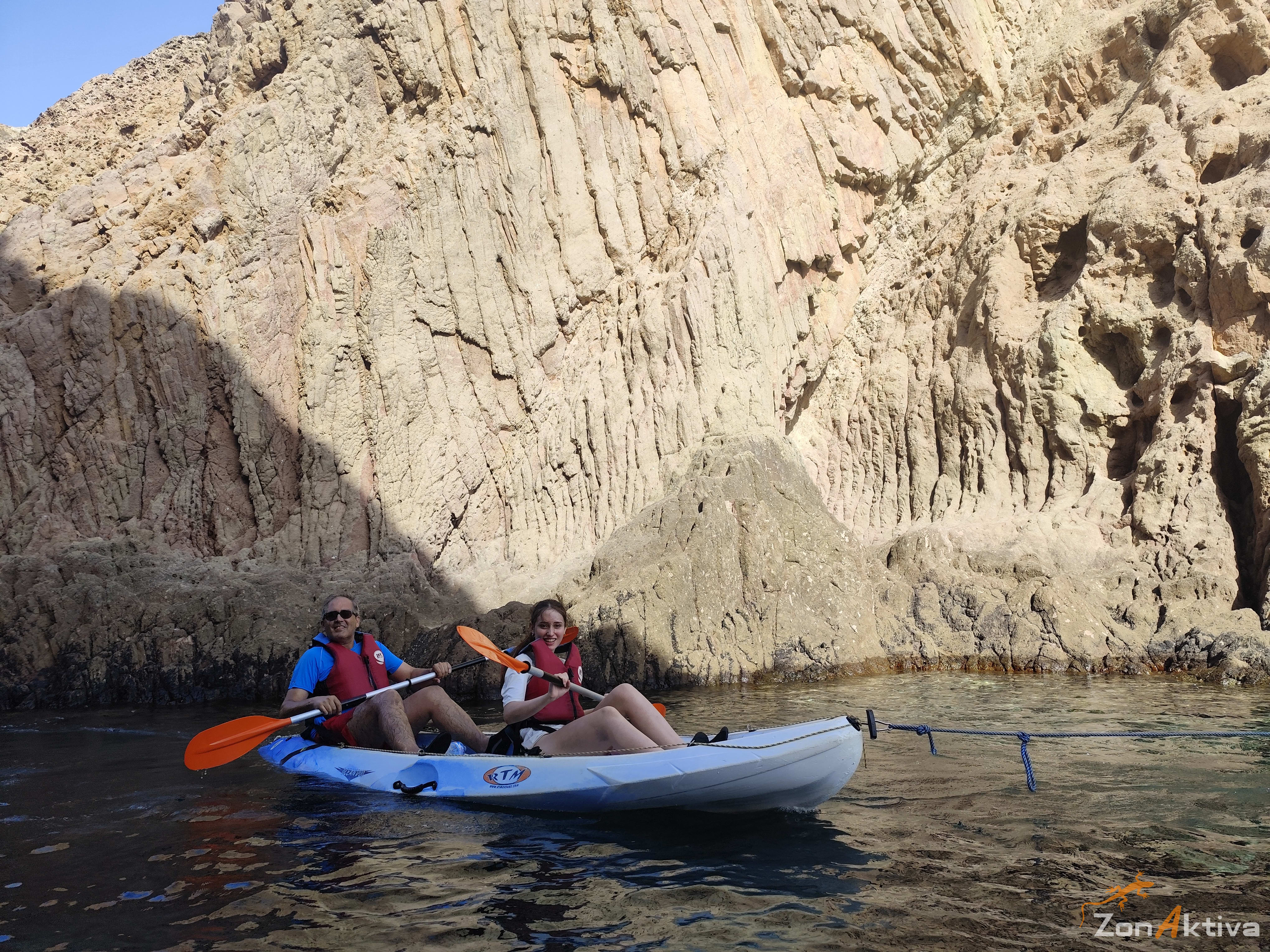 Kayaking in La Fabriquilla Arrecife de las Sirenas, Cabo de Gata – 13 August 2026 (photo 8)