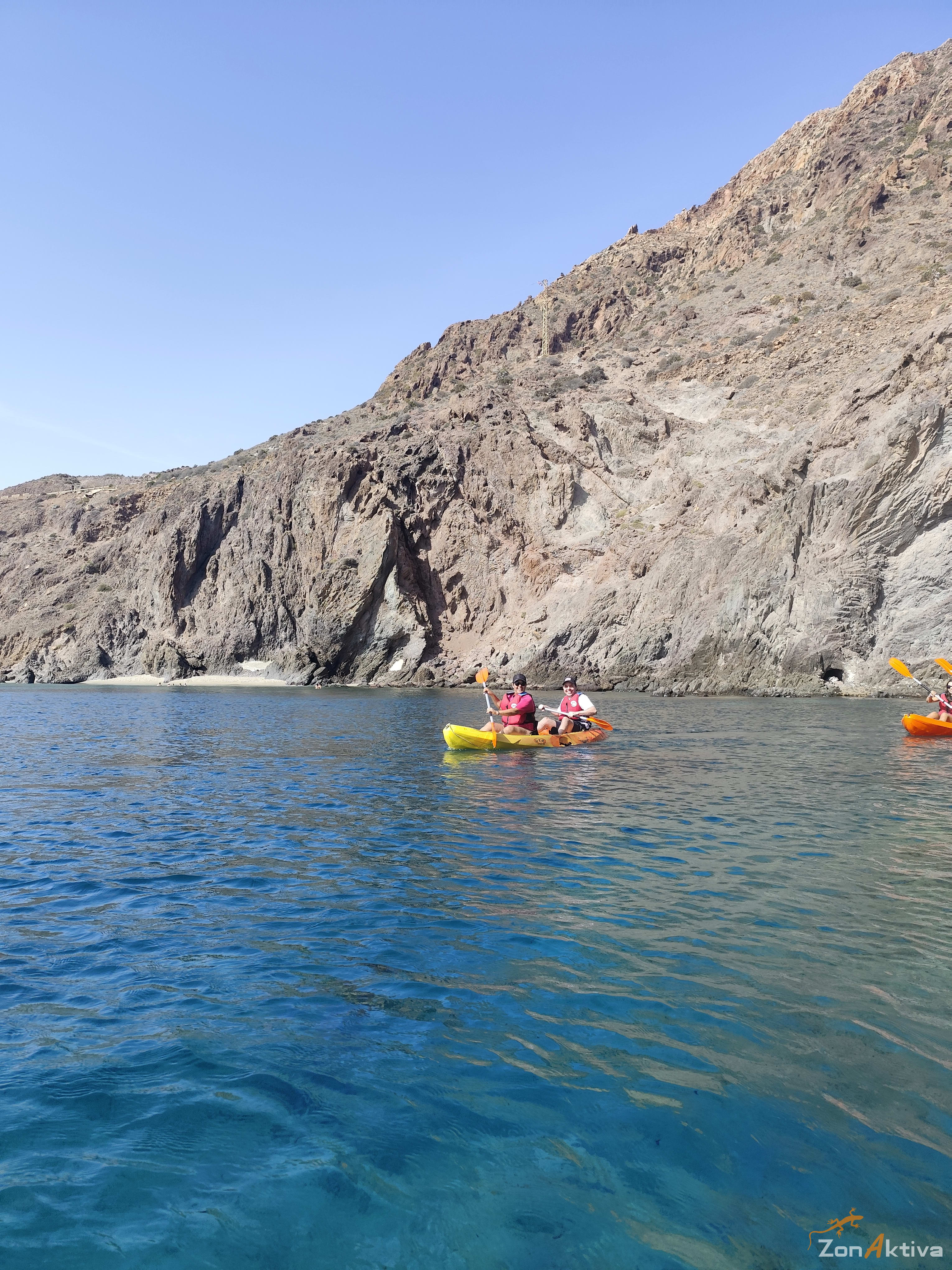 Kayaking in La Fabriquilla Arrecife de las Sirenas, Cabo de Gata – 13 August 2026 (photo 11)