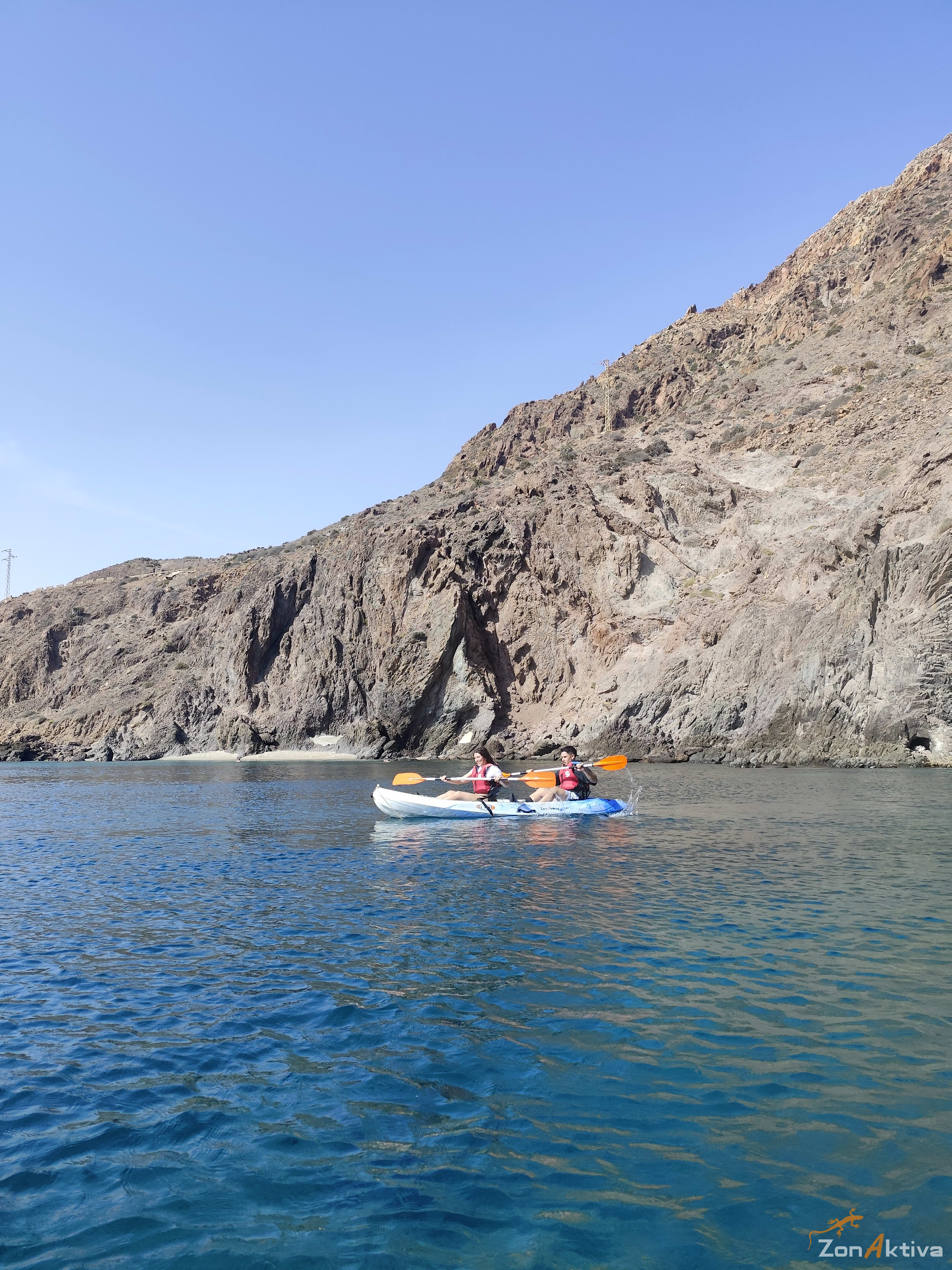 Kayaking in La Fabriquilla Arrecife de las Sirenas, Cabo de Gata – 13 August 2026 (photo 12)