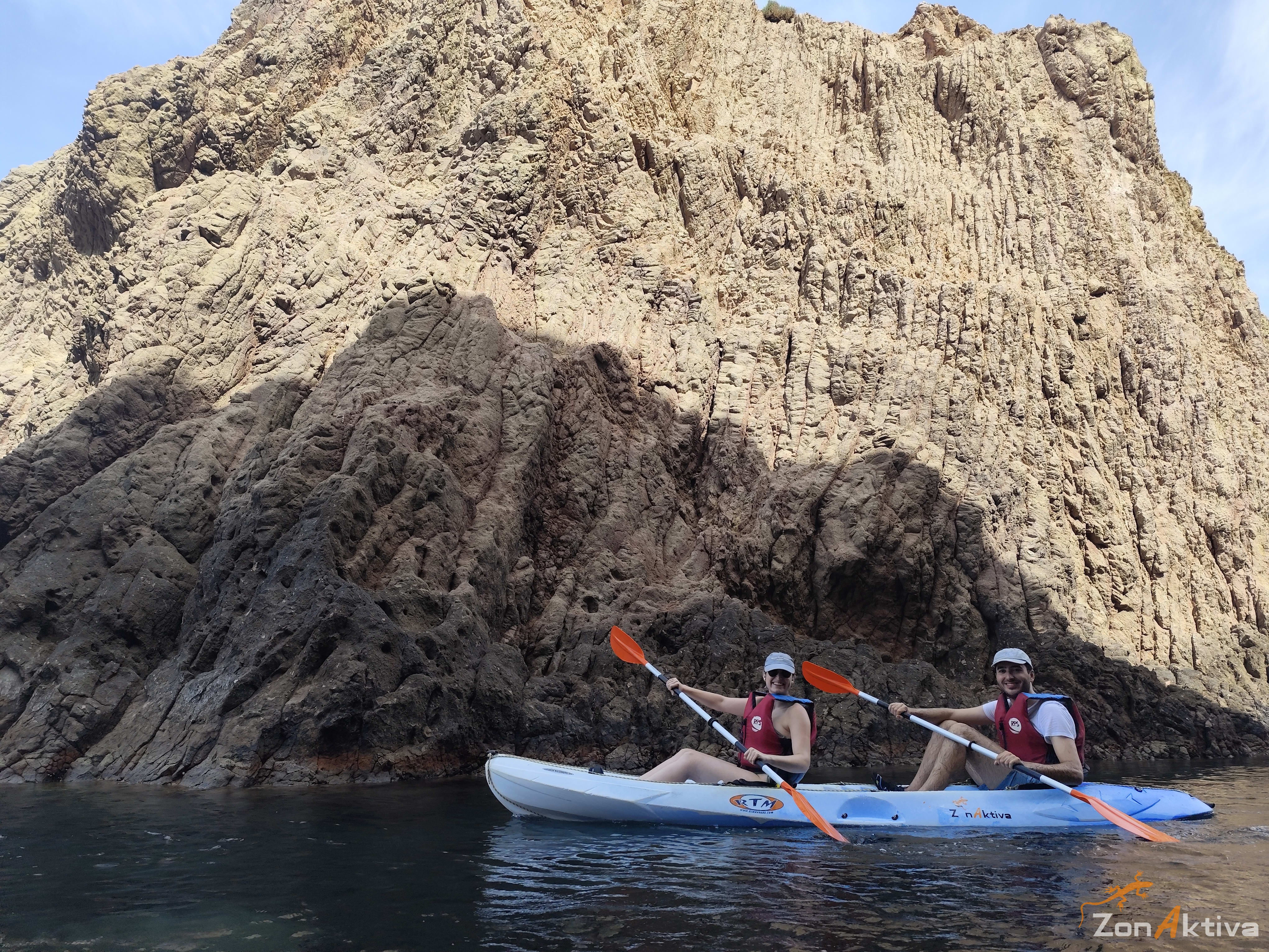 Kayaking in La Fabriquilla Arrecife de las Sirenas, Cabo de Gata – 13 August 2026 (photo 17)
