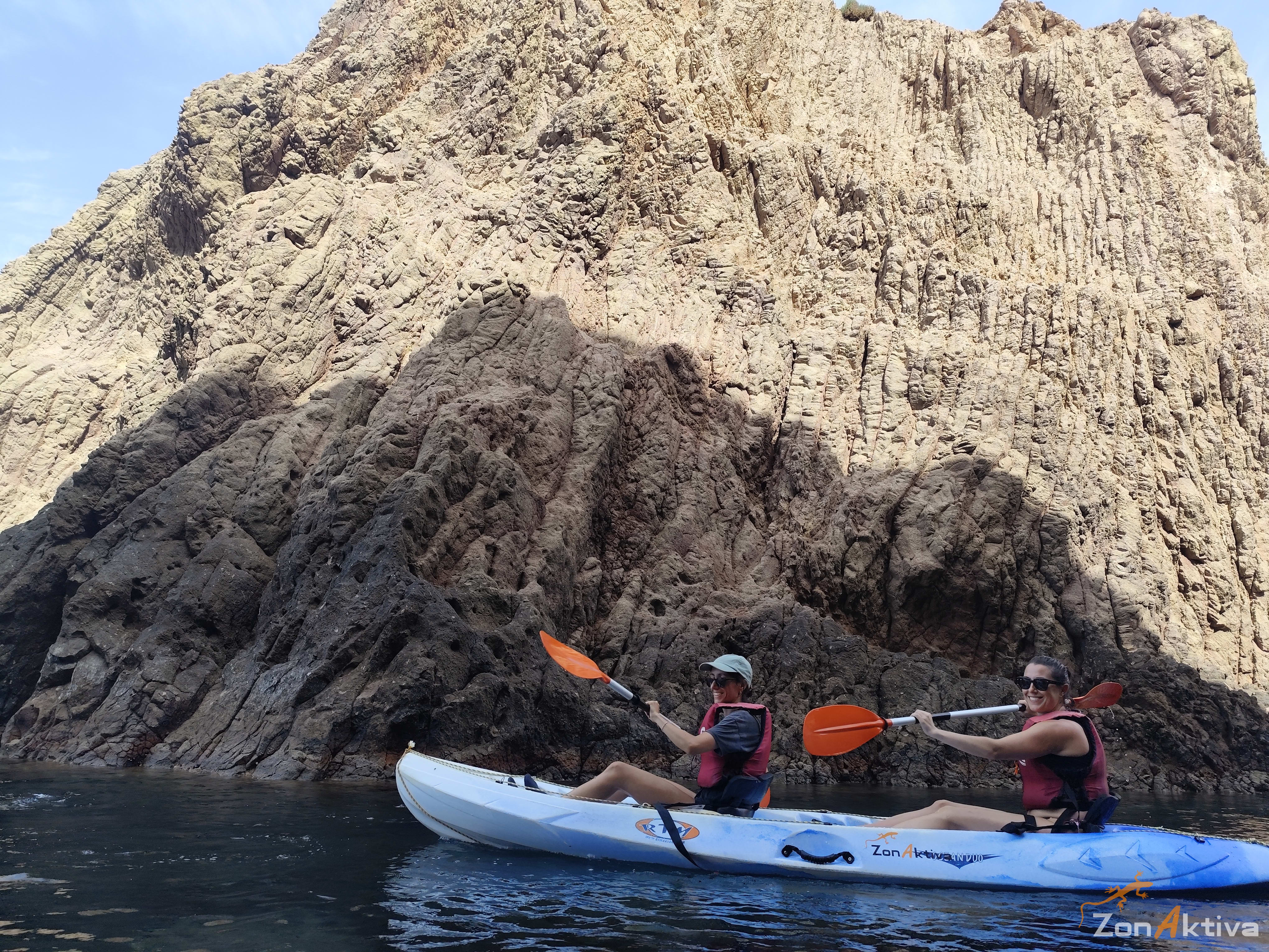 Kayaking in La Fabriquilla Arrecife de las Sirenas, Cabo de Gata – 13 August 2026 (photo 28)