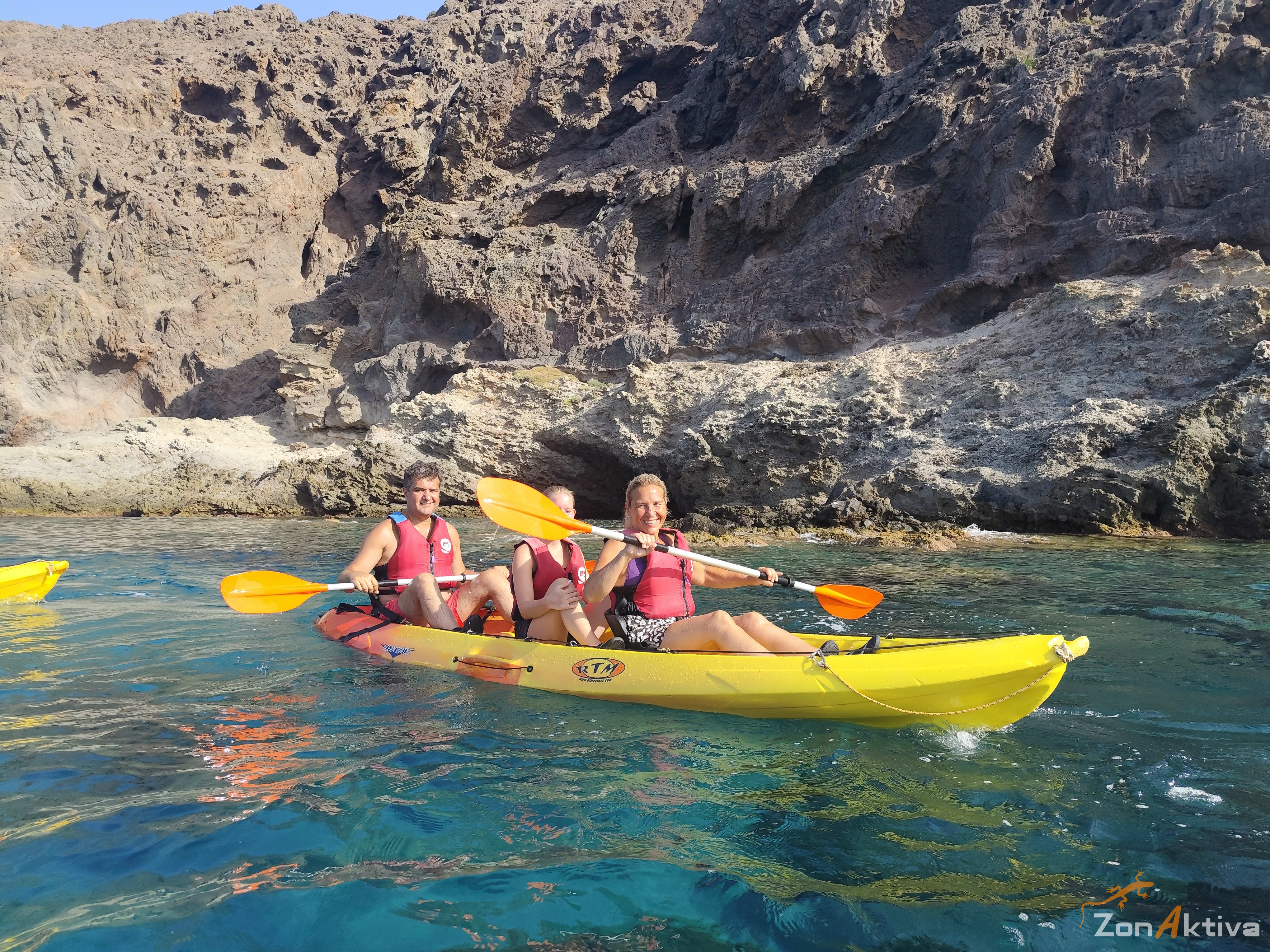 Kayaking in La Fabriquilla Arrecife de las Sirenas, Cabo de Gata – 15 August 2026 (photo 2)