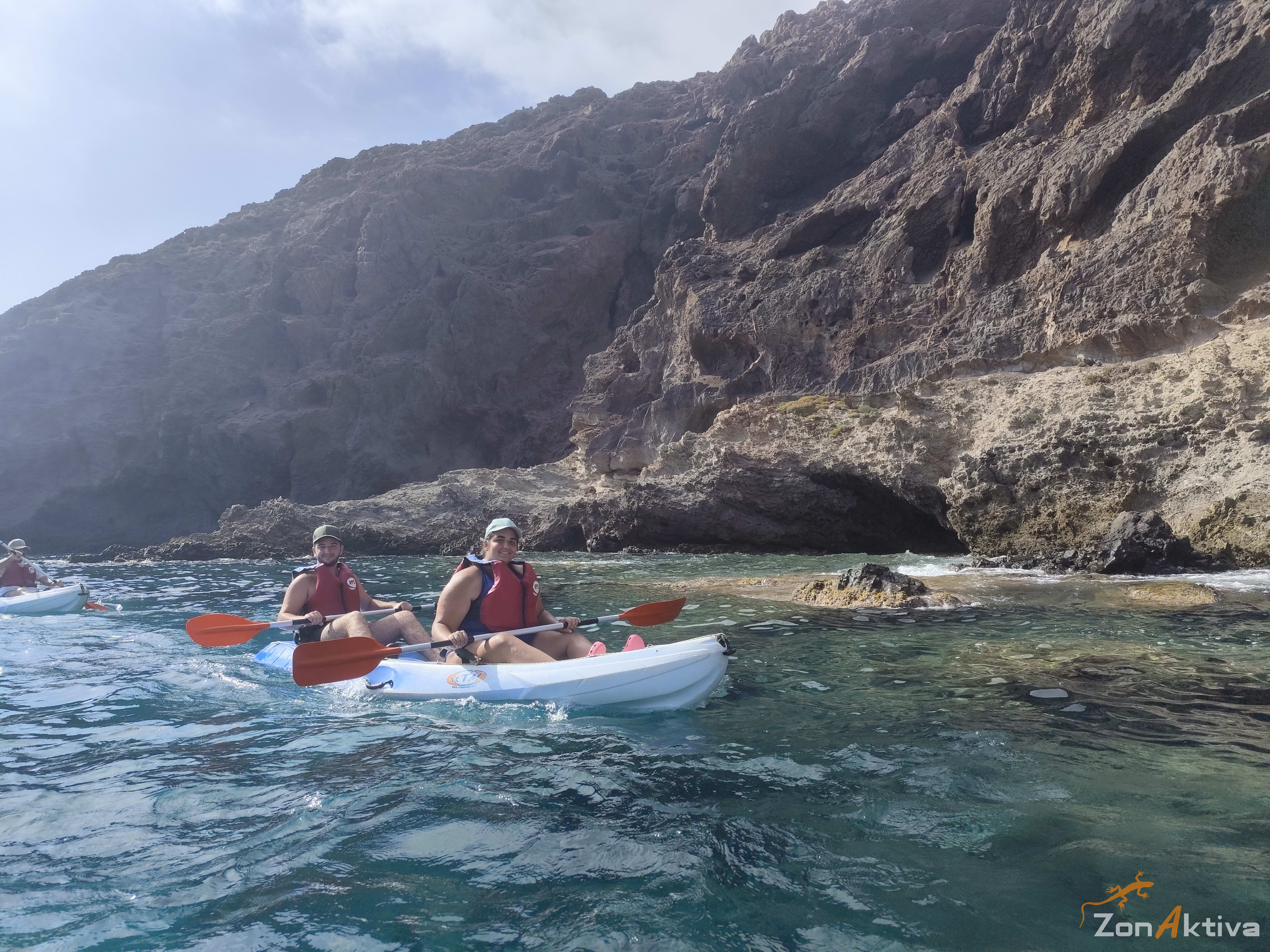 Kayaking in La Fabriquilla Arrecife de las Sirenas, Cabo de Gata – 18 August 2026 (photo 2)