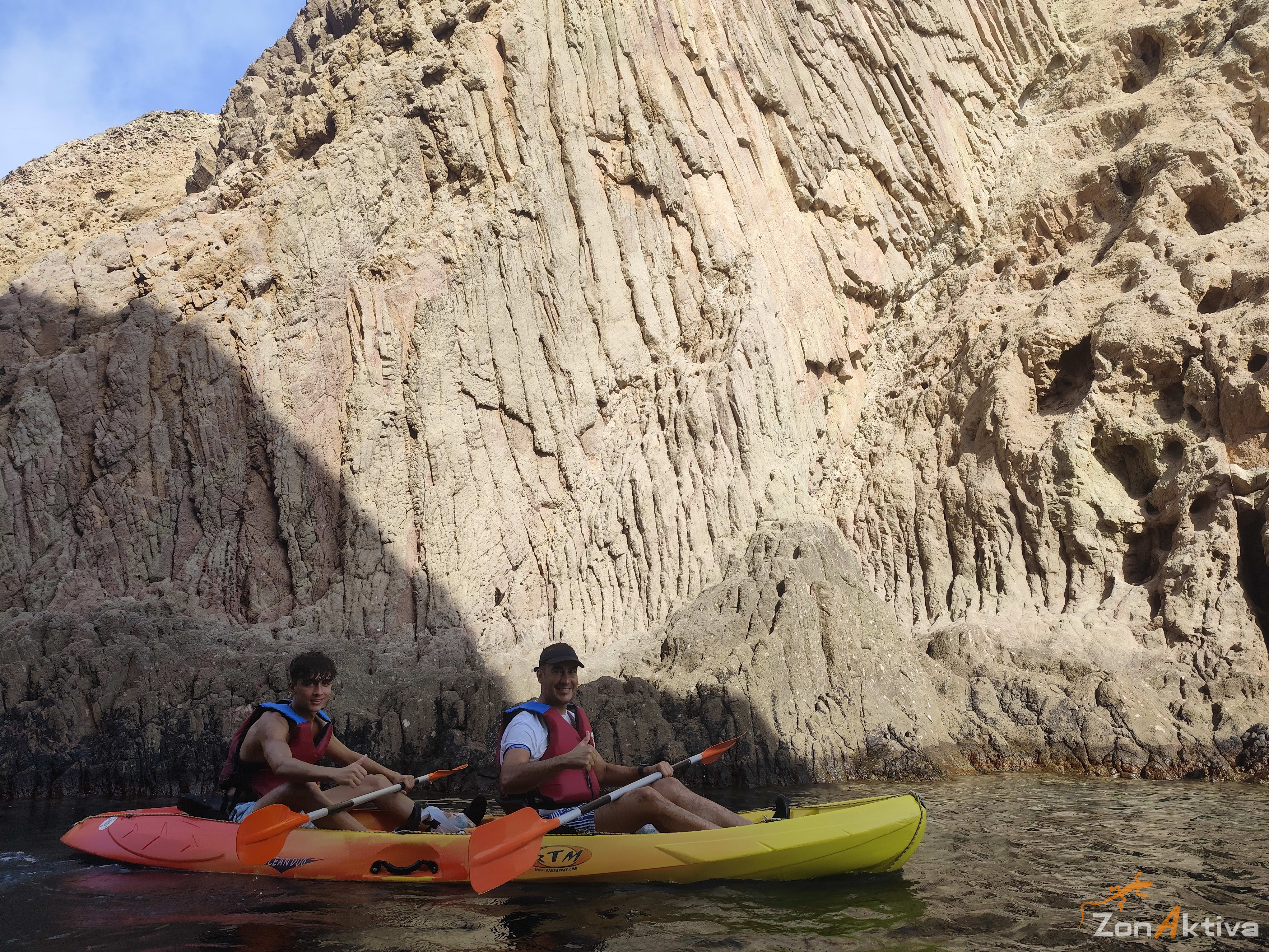 Kayaking in La Fabriquilla Arrecife de las Sirenas, Cabo de Gata – 18 August 2026 (photo 5)