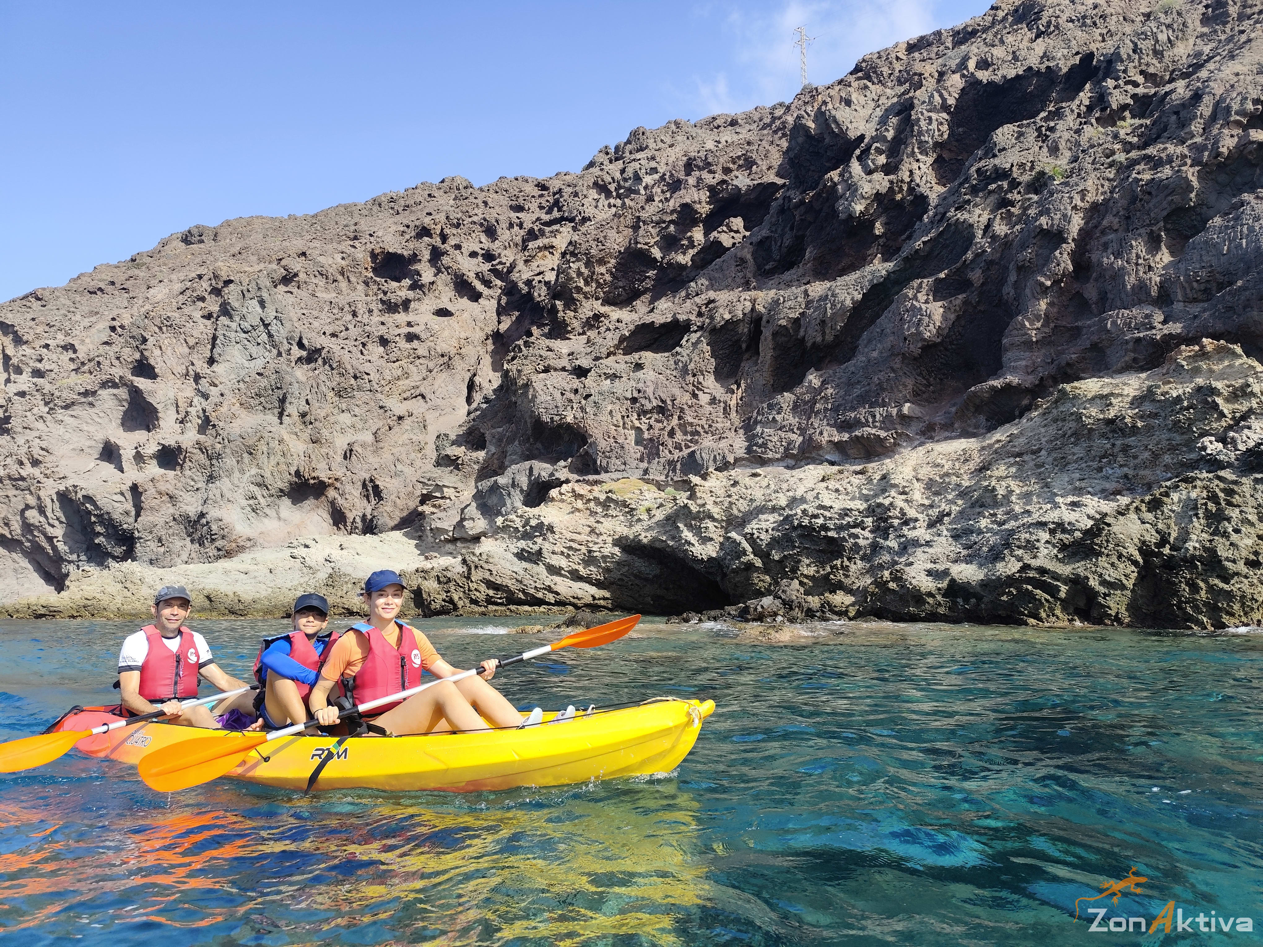 Kayaking in La Fabriquilla Arrecife de las Sirenas, Cabo de Gata – 18 August 2026 (photo 6)