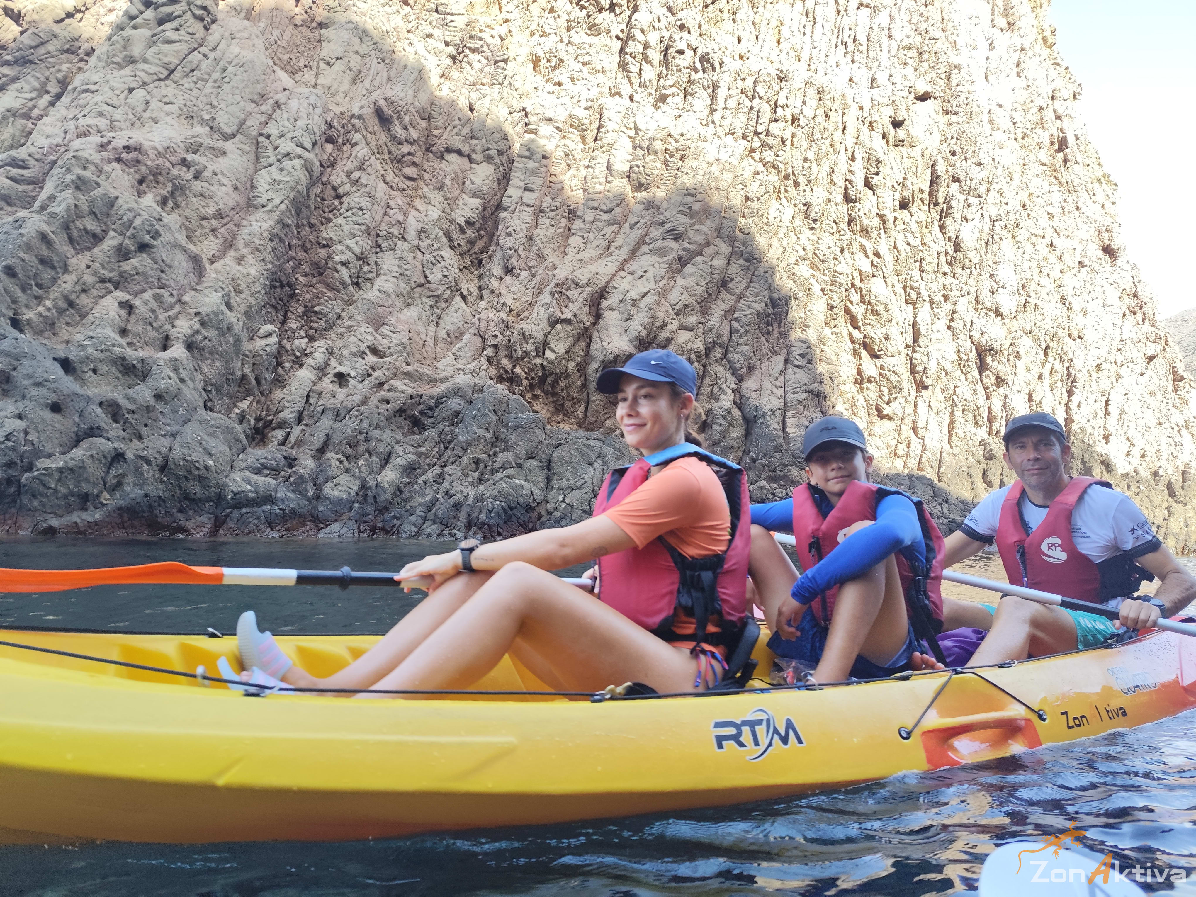 Kayaking in La Fabriquilla Arrecife de las Sirenas, Cabo de Gata – 18 August 2026 (photo 12)