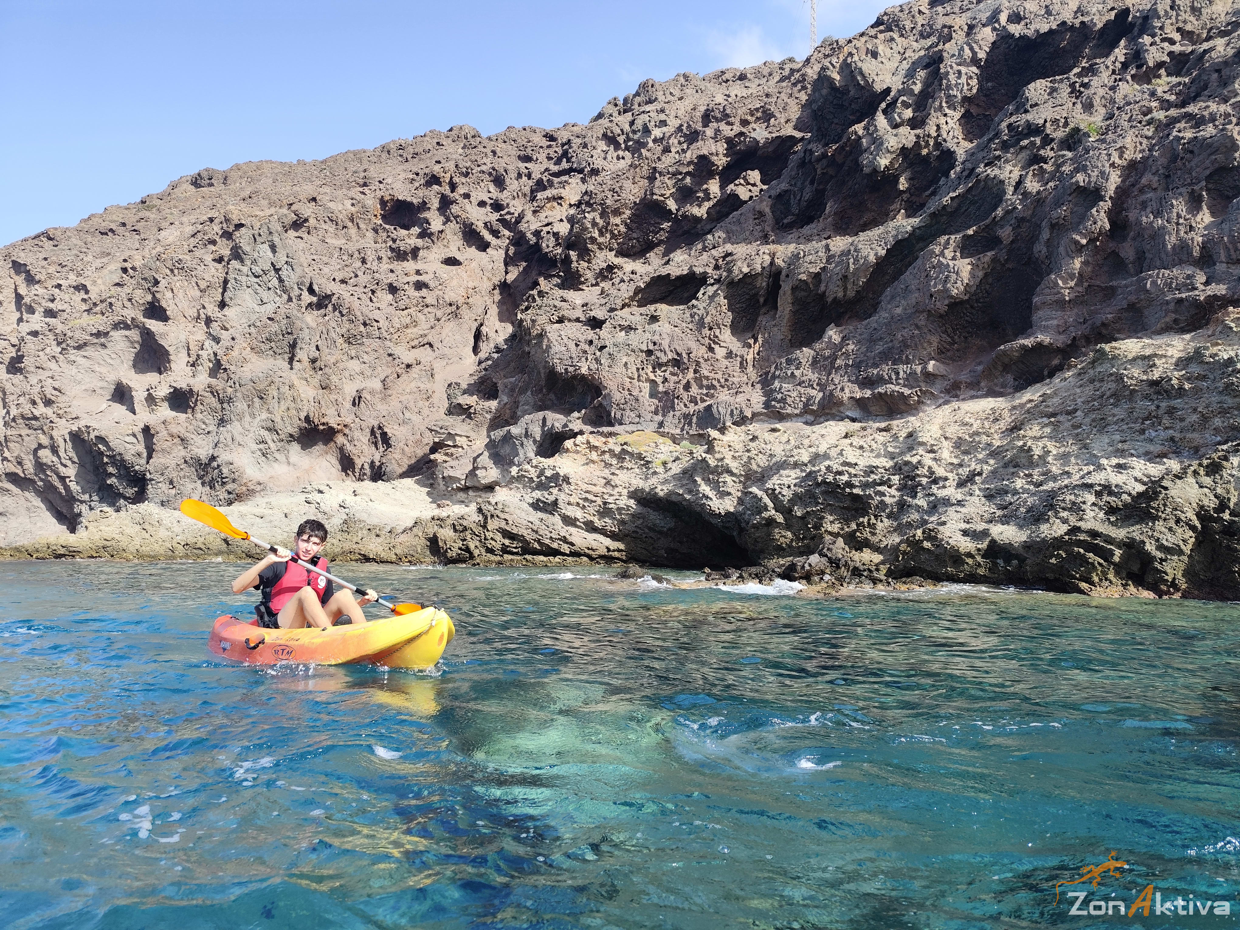 Kayaking in La Fabriquilla Arrecife de las Sirenas, Cabo de Gata – 18 August 2026 (photo 45)