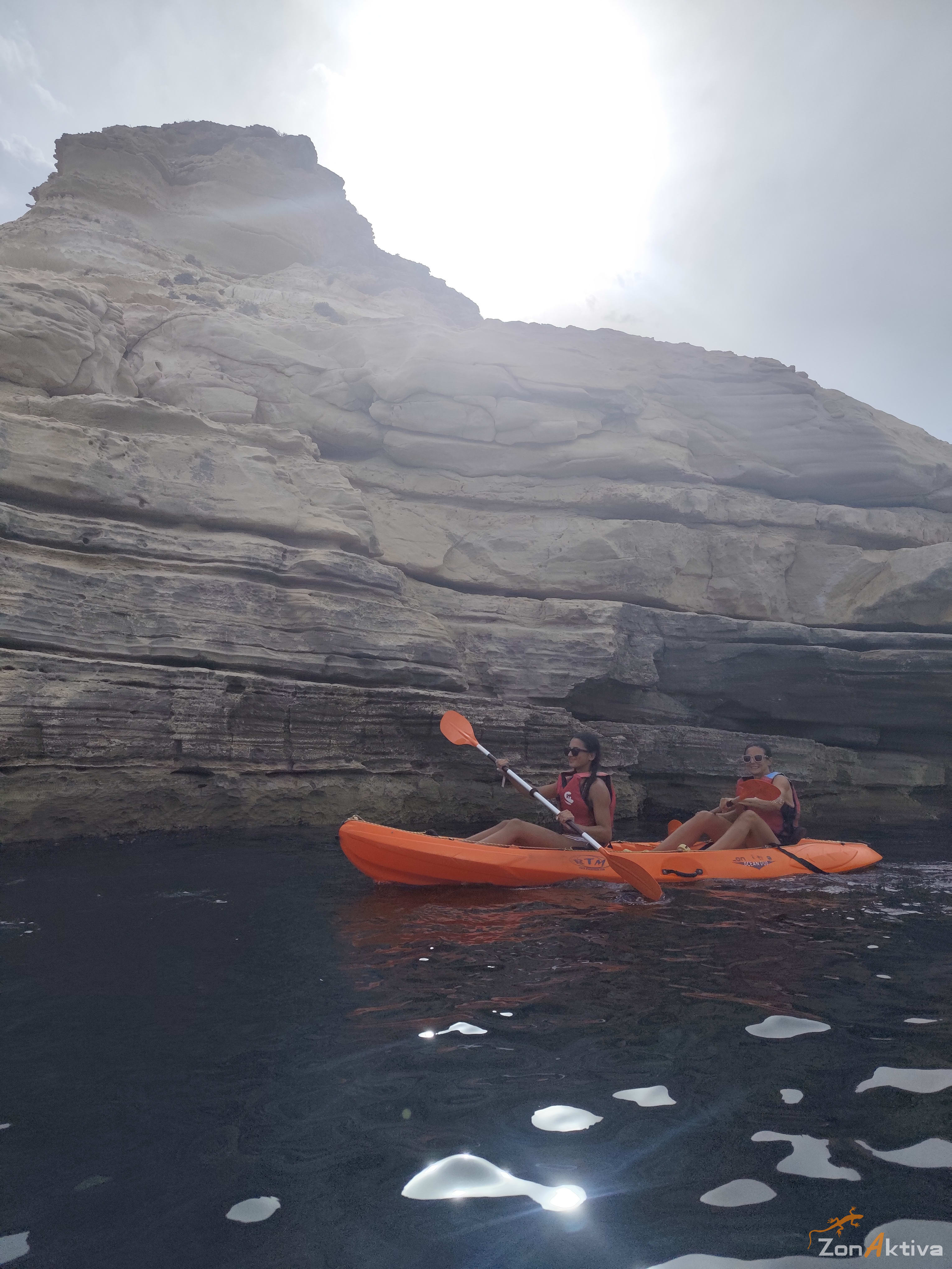 Kayaking in La Fabriquilla Arrecife de las Sirenas, Cabo de Gata – 19 August 2026 (photo 2)