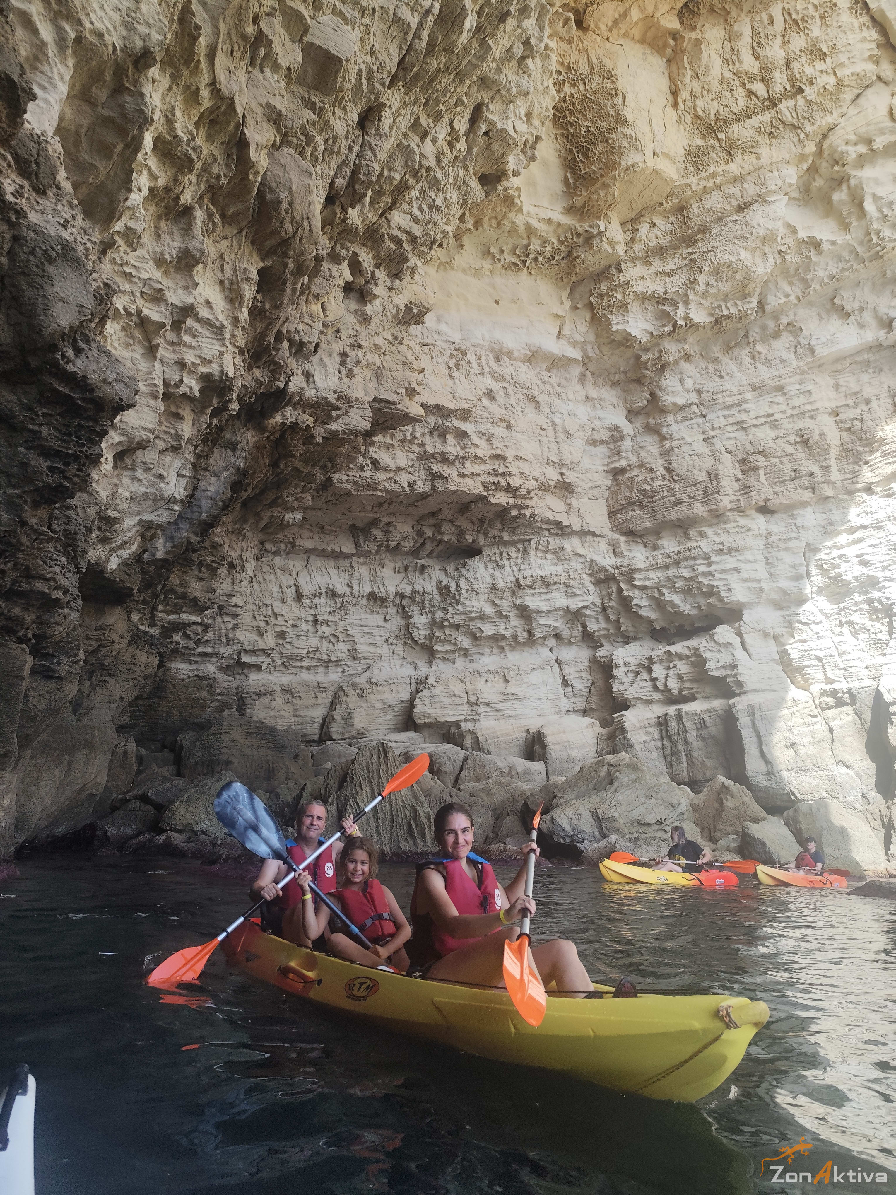 Kayaking in La Fabriquilla Arrecife de las Sirenas, Cabo de Gata – 19 August 2026 (photo 6)