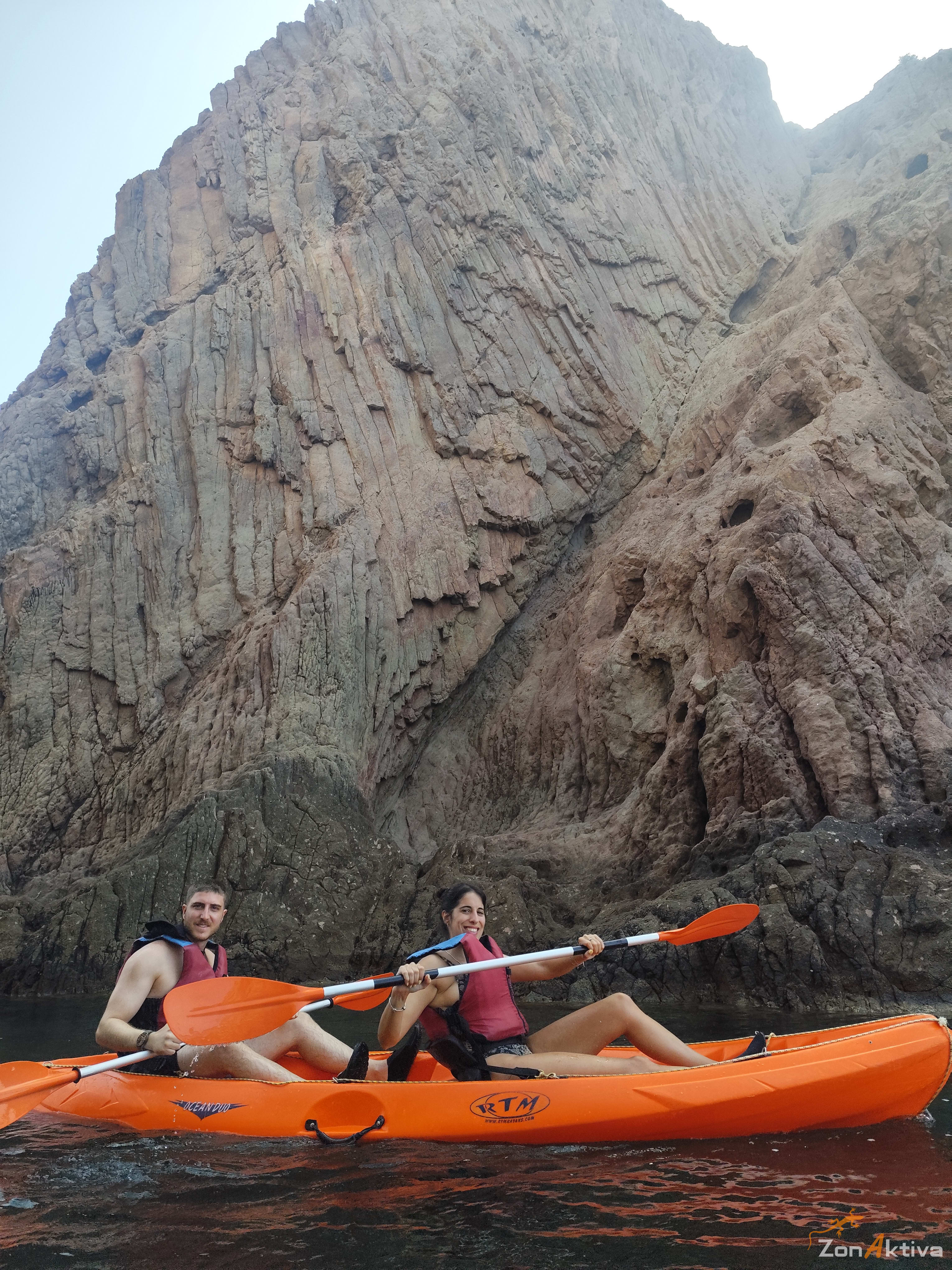 Kayaking in La Fabriquilla Arrecife de las Sirenas, Cabo de Gata – 2 September 2026 (photo 2)