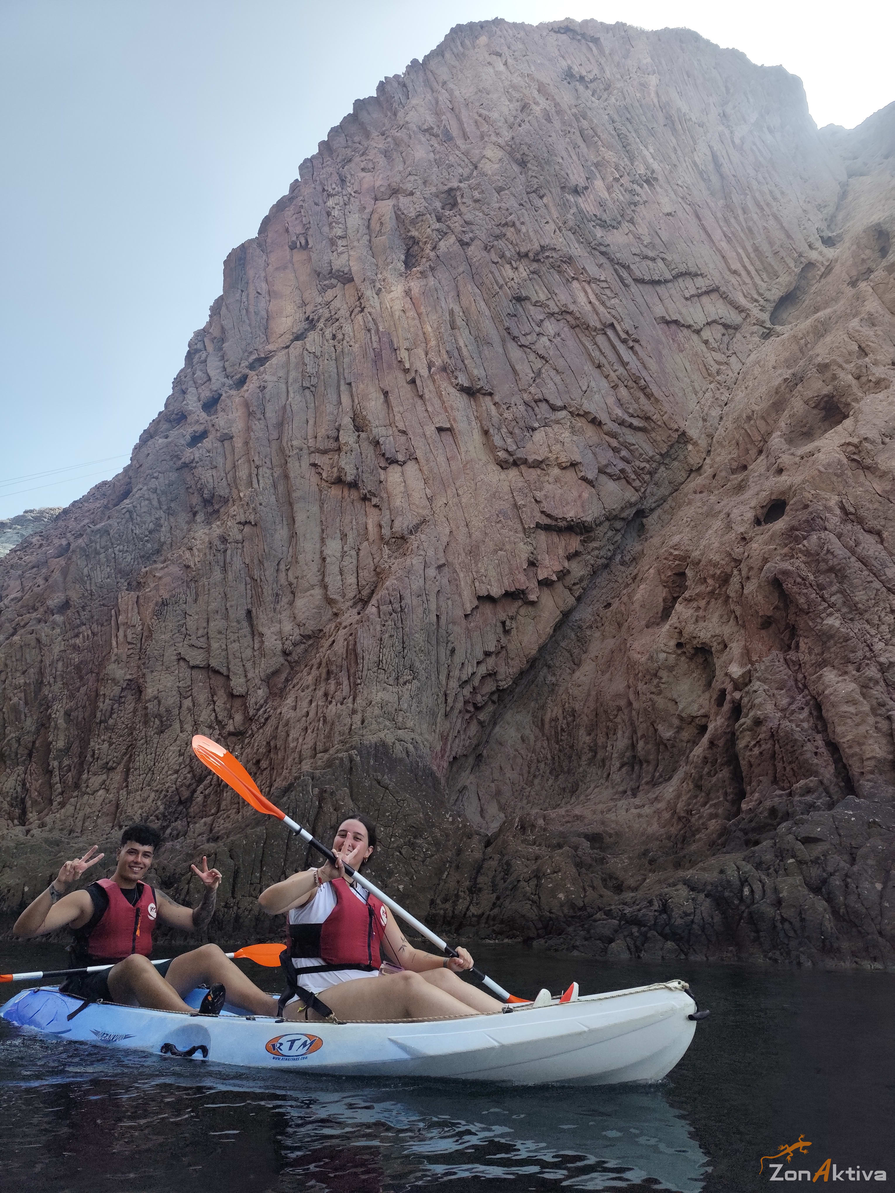 Kayaking in La Fabriquilla Arrecife de las Sirenas, Cabo de Gata – 2 September 2026 (photo 3)