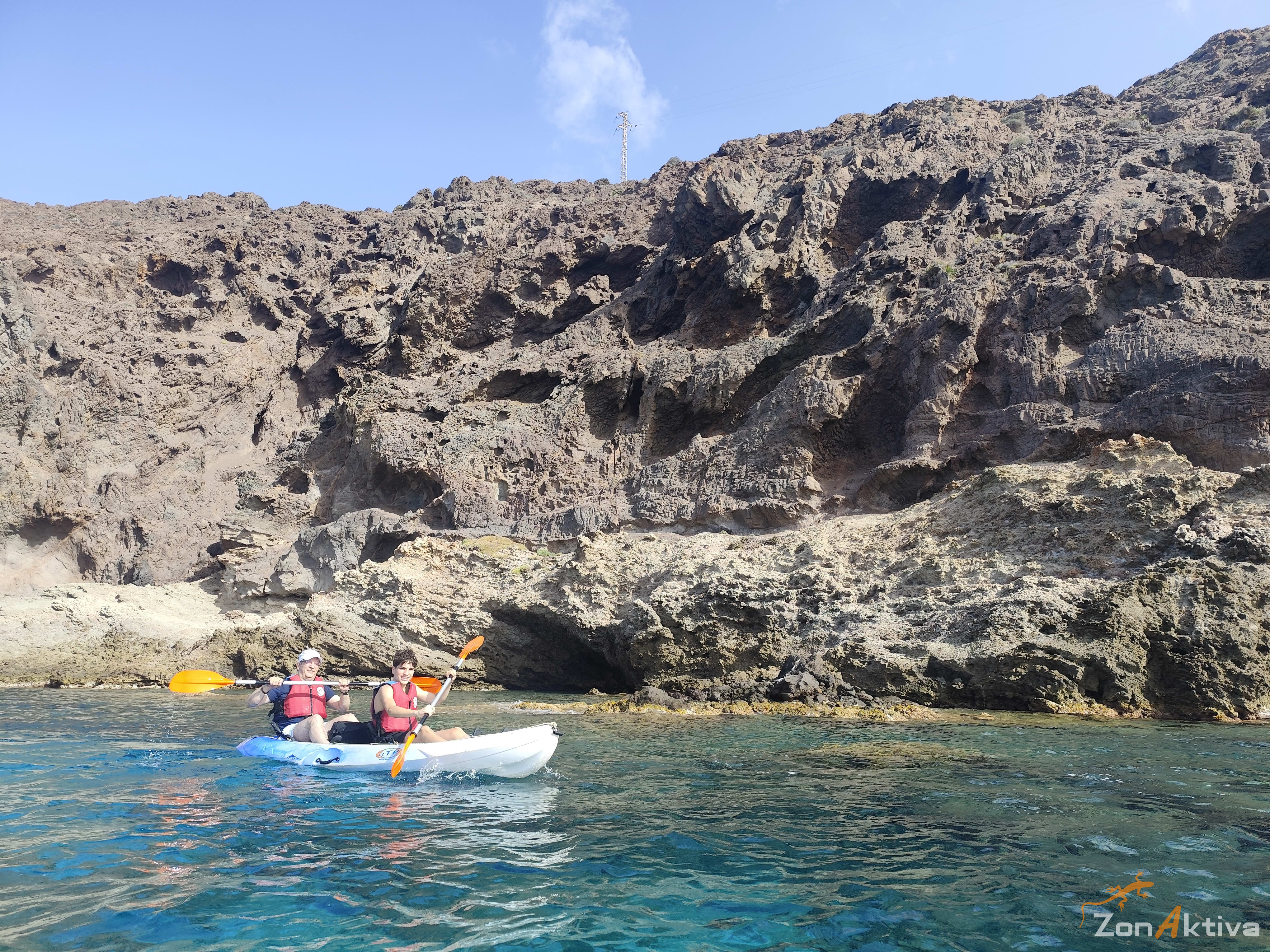 Kayaking in La Fabriquilla Arrecife de las Sirenas, Cabo de Gata – 2 September 2026 (photo 6)