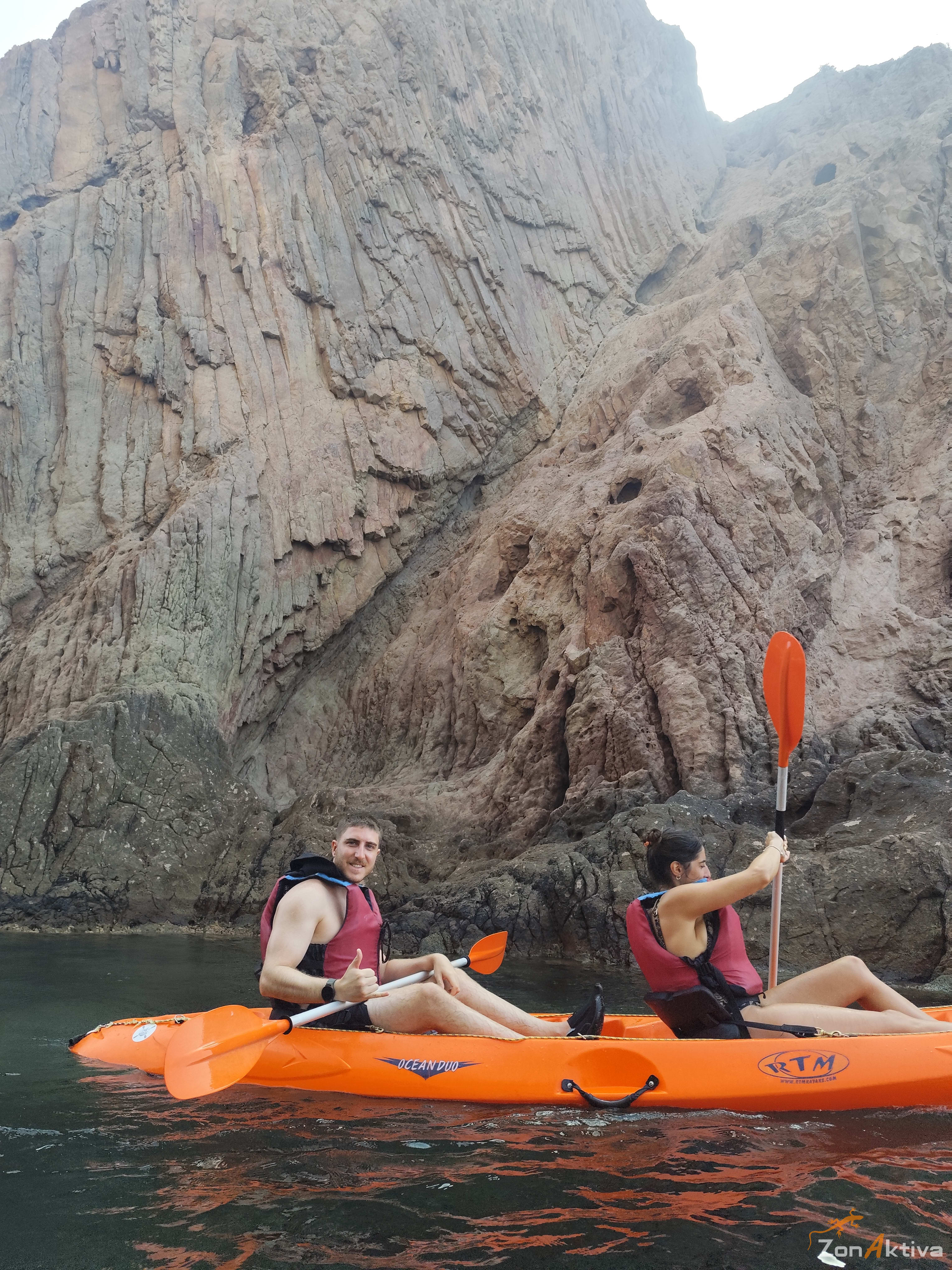 Kayaking in La Fabriquilla Arrecife de las Sirenas, Cabo de Gata – 2 September 2026 (photo 15)