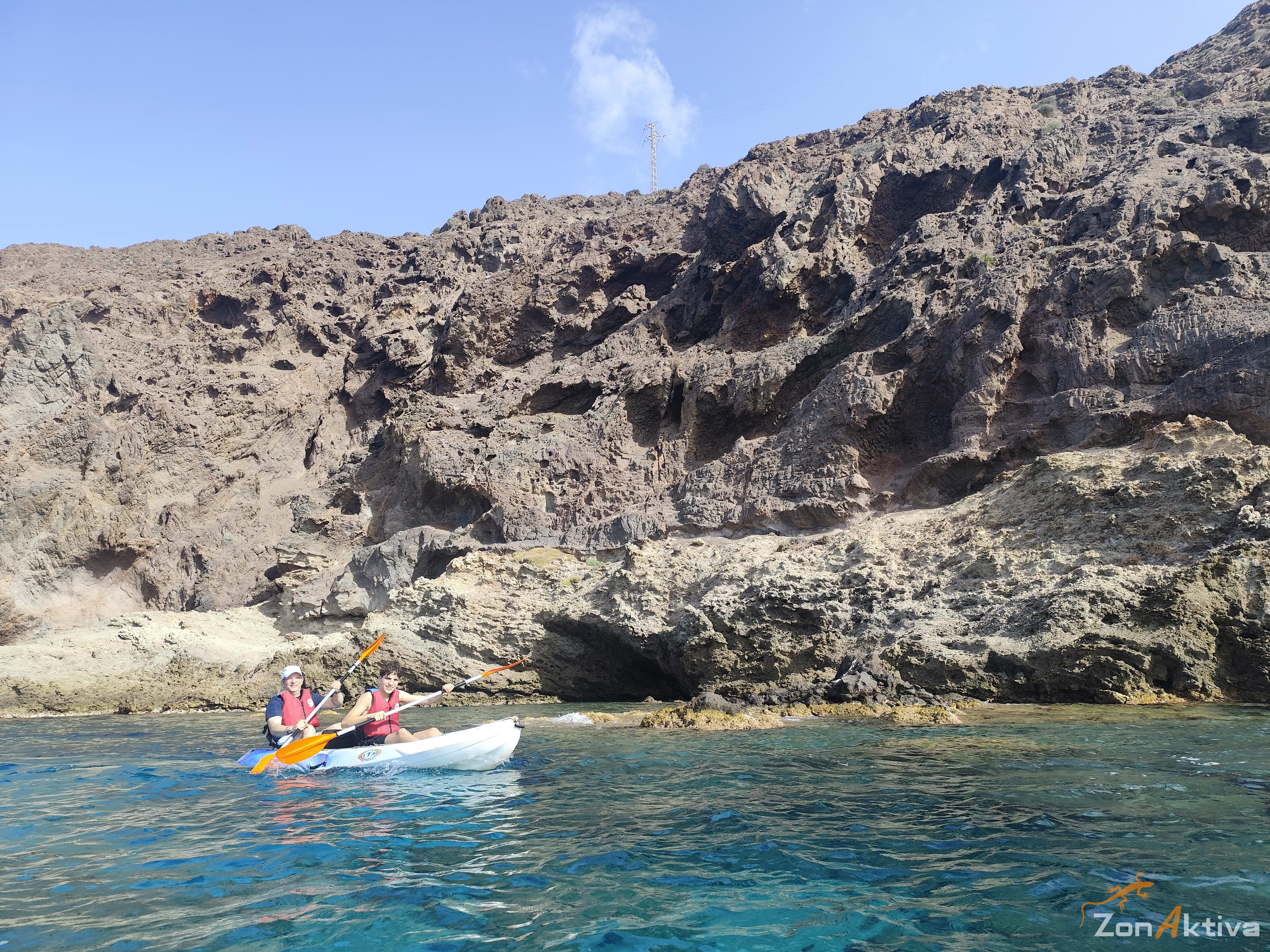 Kayaking in La Fabriquilla Arrecife de las Sirenas, Cabo de Gata – 2 September 2026 (photo 19)