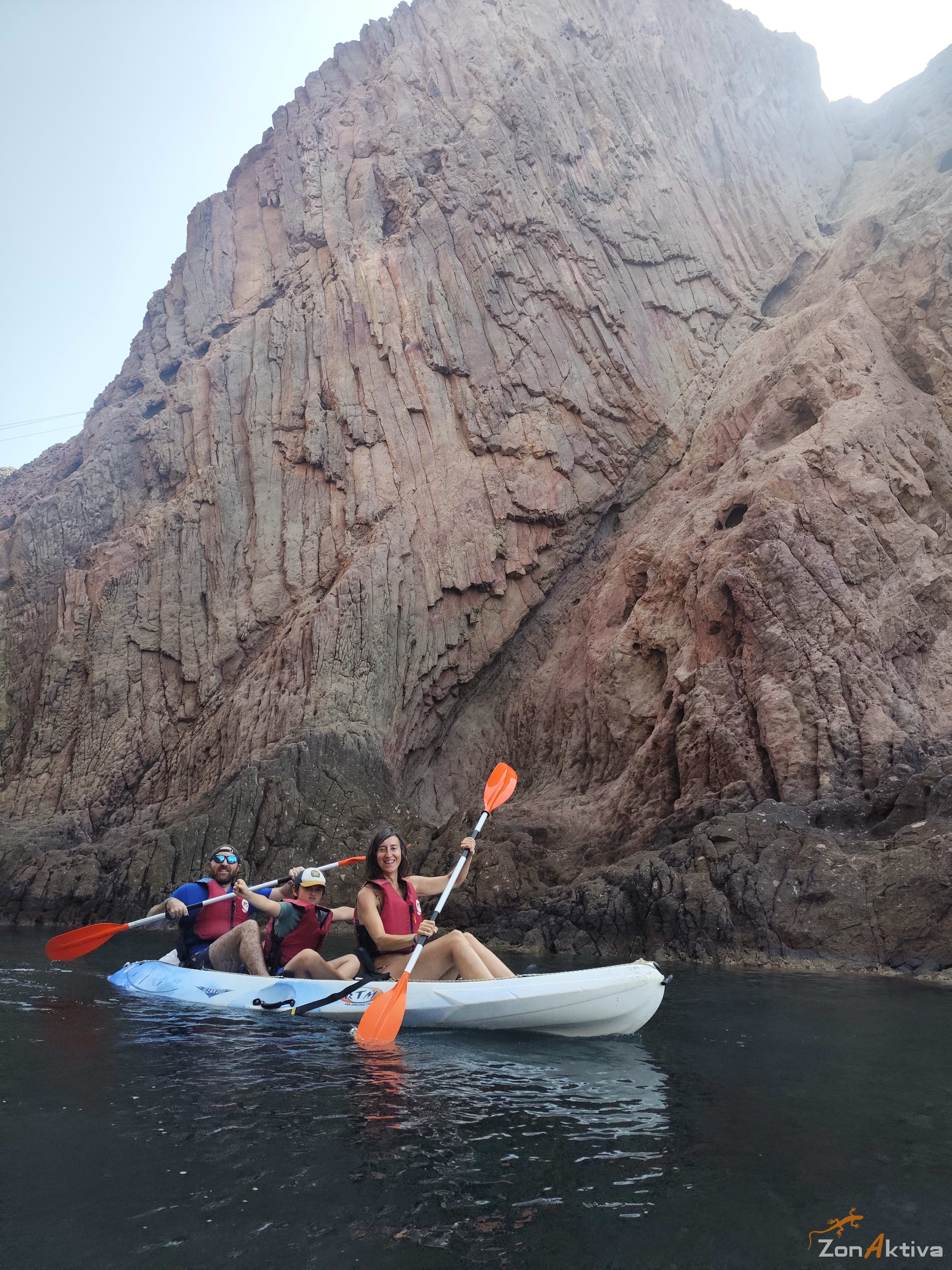 Kayaking in La Fabriquilla Arrecife de las Sirenas, Cabo de Gata – 2 September 2026 (photo 33)