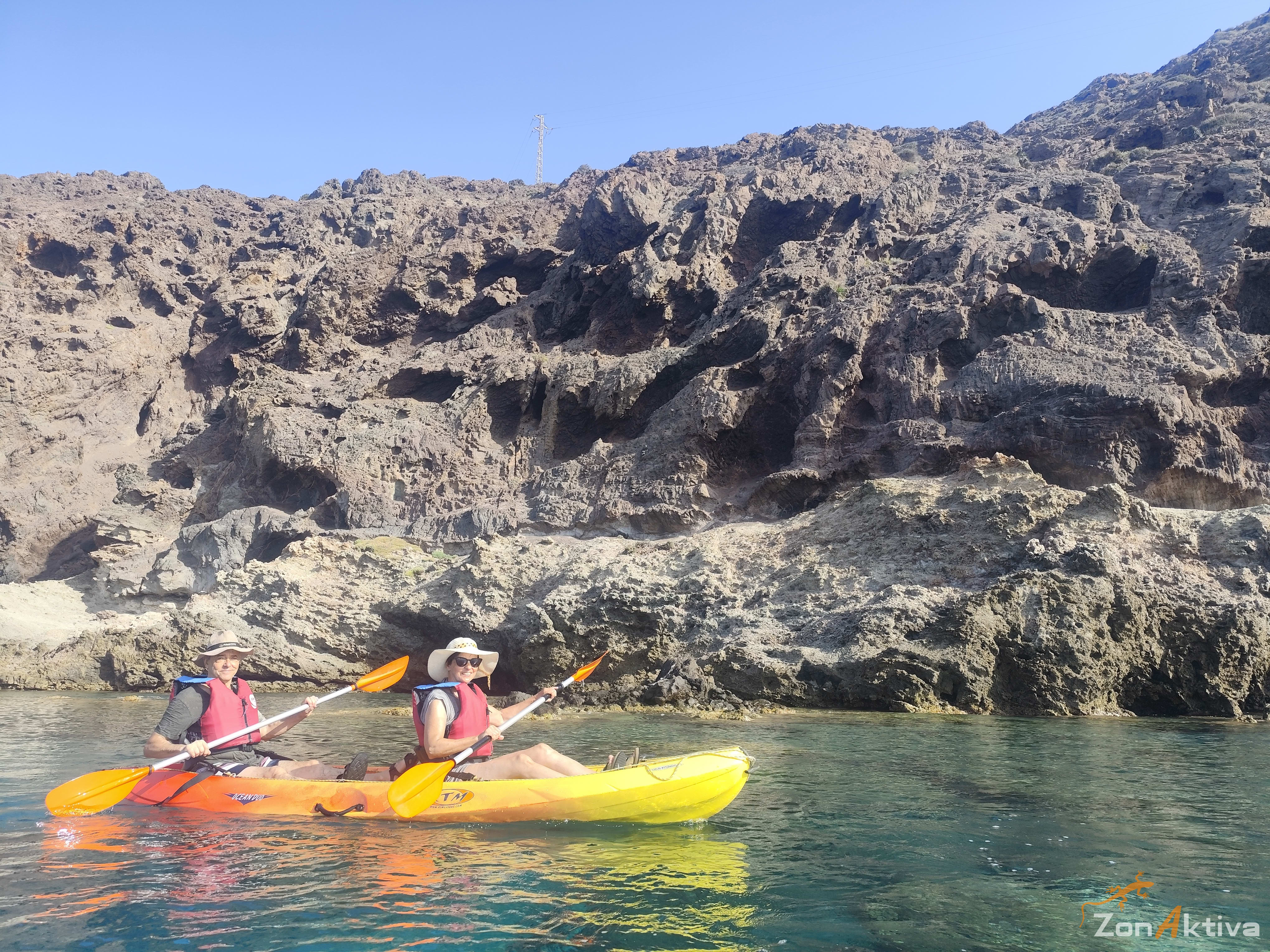 Kayaking in La Fabriquilla Arrecife de las Sirenas, Cabo de Gata – 4 September 2026 (photo 2)