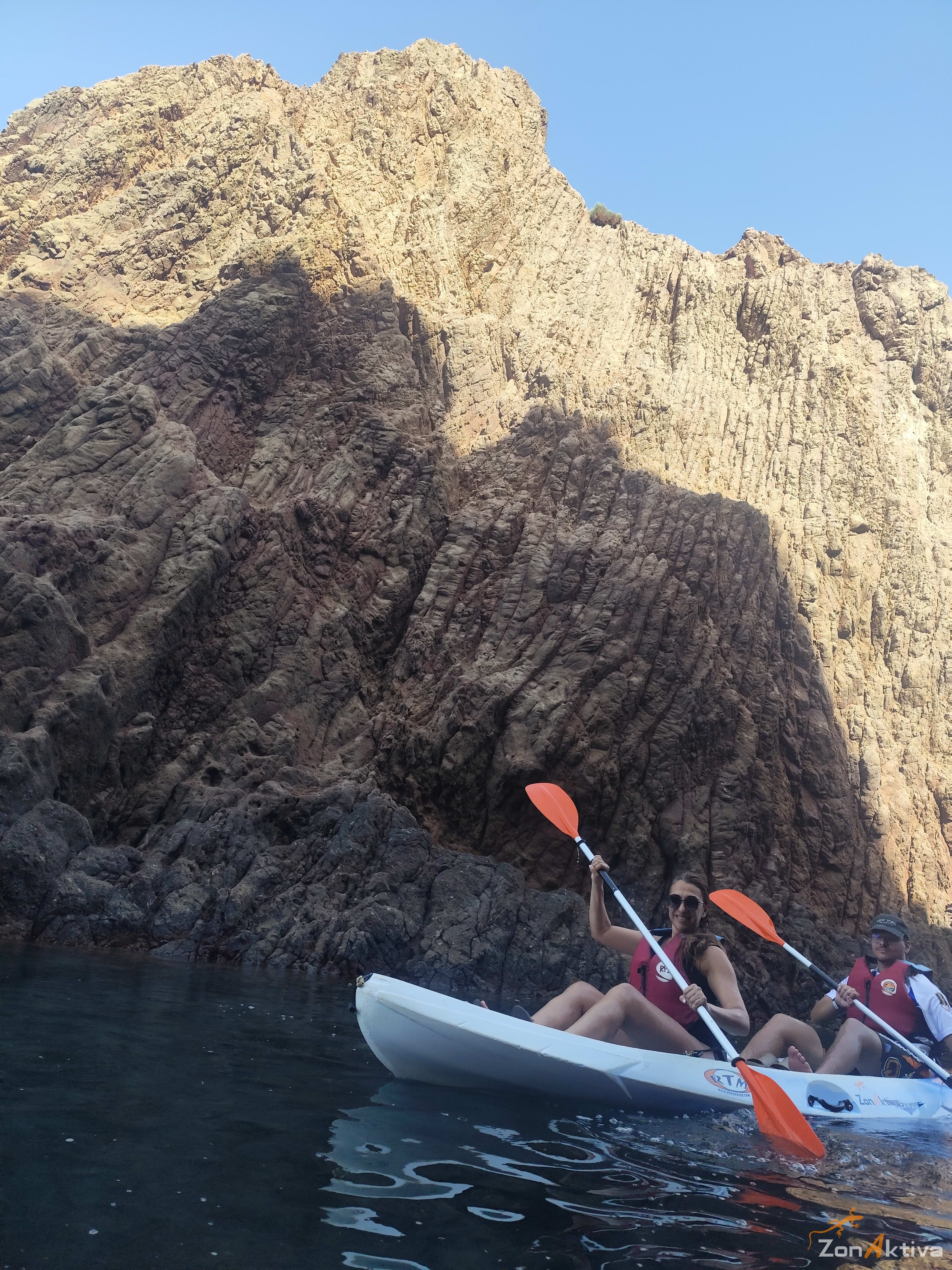 Kayaking in La Fabriquilla Arrecife de las Sirenas, Cabo de Gata – 4 September 2026 (photo 12)