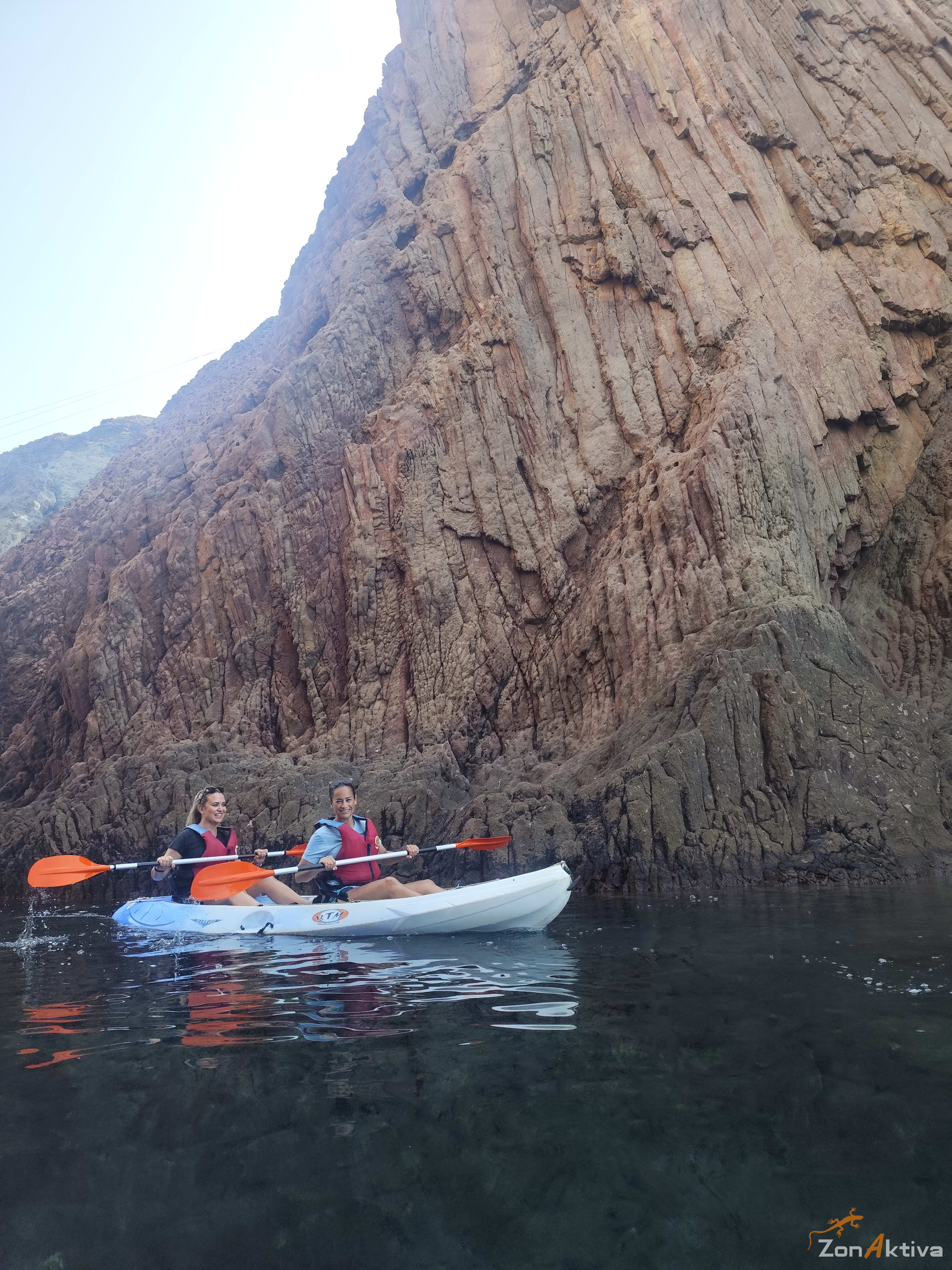 Kayaking in La Fabriquilla Arrecife de las Sirenas, Cabo de Gata – 4 September 2026 (photo 17)