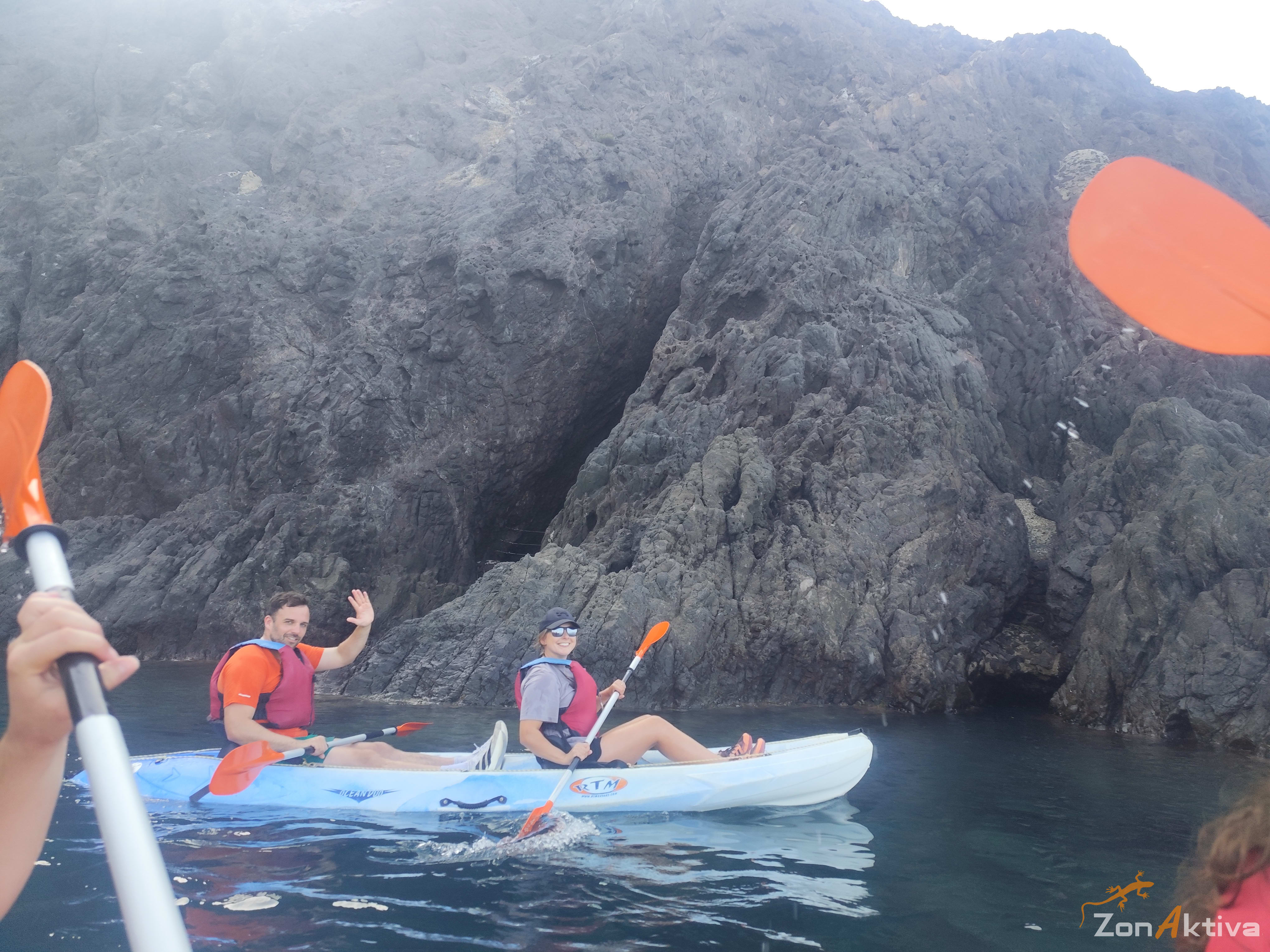 Kayaking in La Fabriquilla Arrecife de las Sirenas, Cabo de Gata – 4 September 2026 (photo 32)