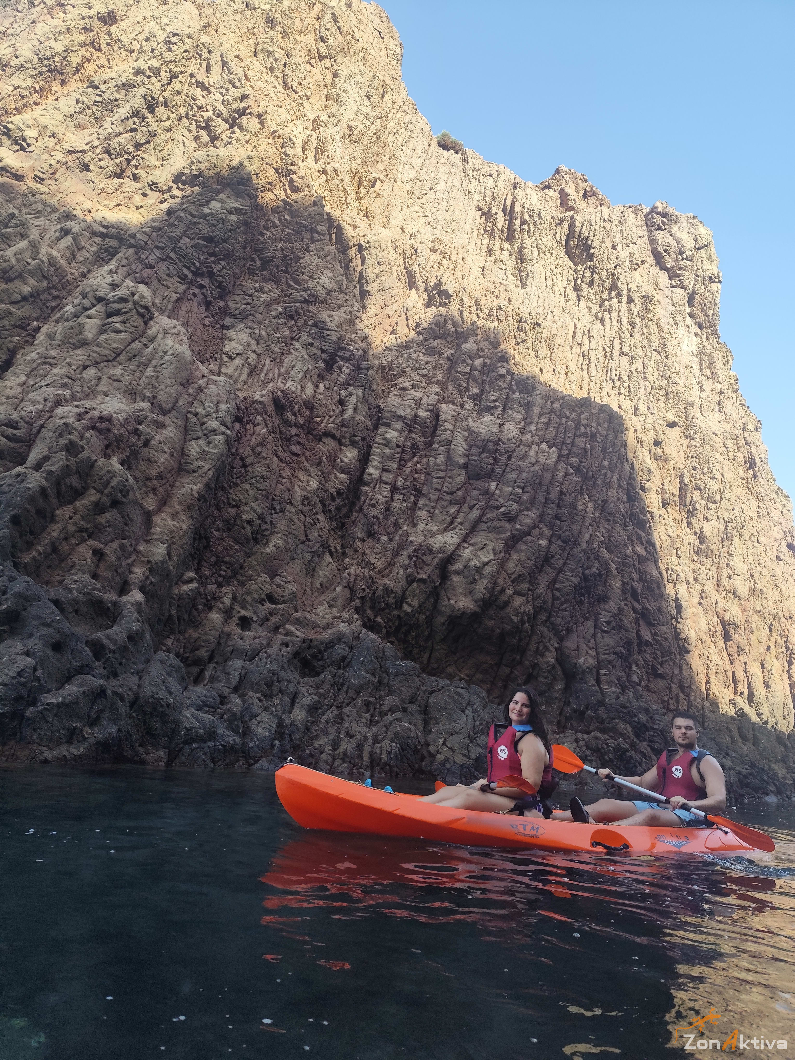 Kayaking in La Fabriquilla Arrecife de las Sirenas, Cabo de Gata – 4 September 2026 (photo 39)