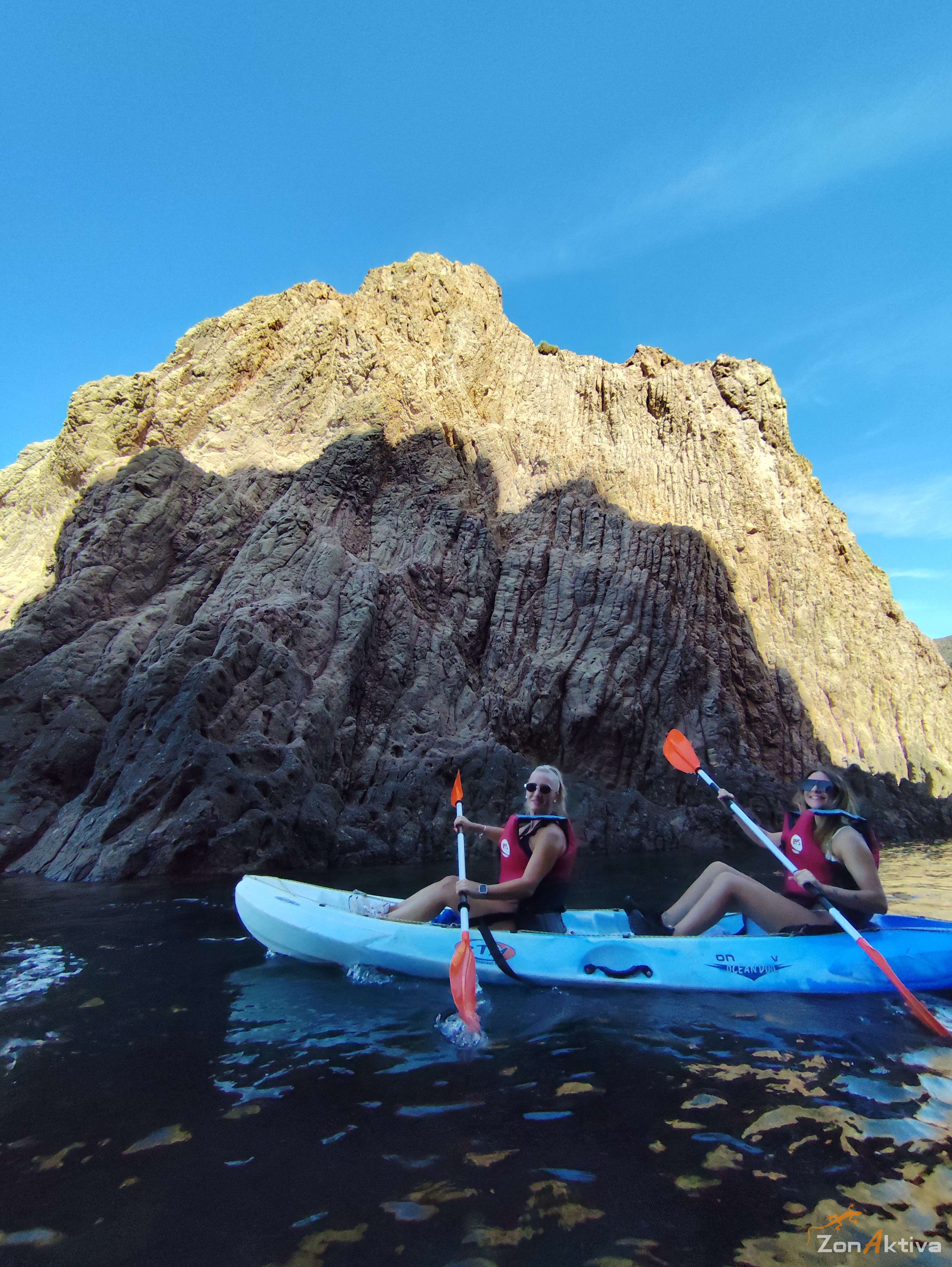 Kayaking in La Fabriquilla Arrecife de las Sirenas, Cabo de Gata – 5 September 2026 (photo 10)