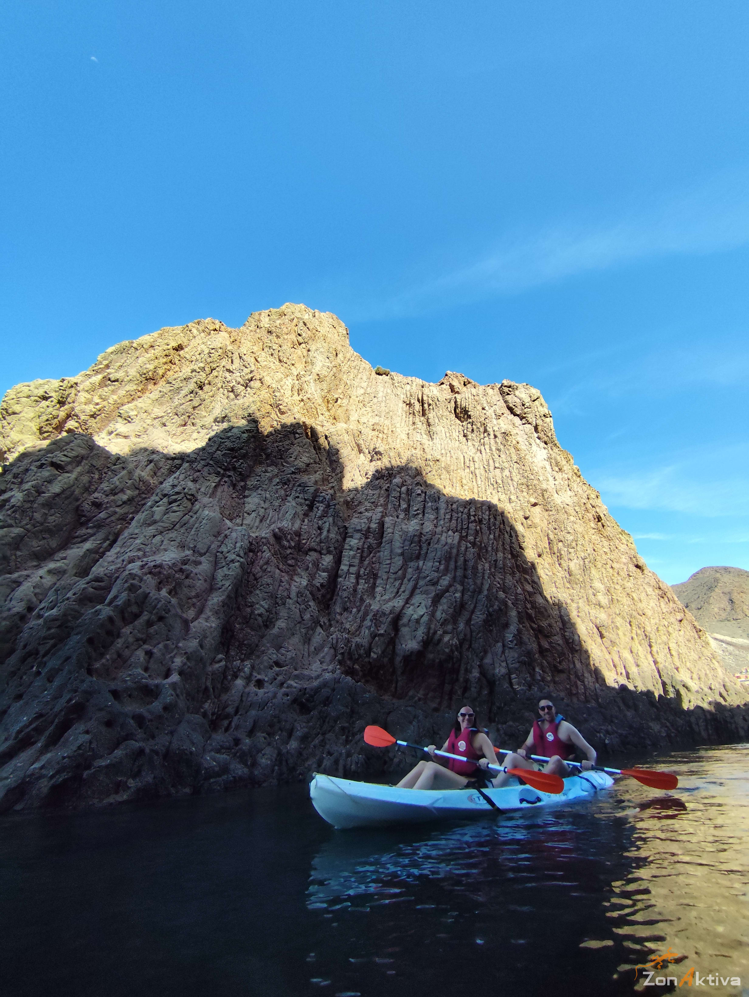 Kayaking in La Fabriquilla Arrecife de las Sirenas, Cabo de Gata – 5 September 2026 (photo 17)