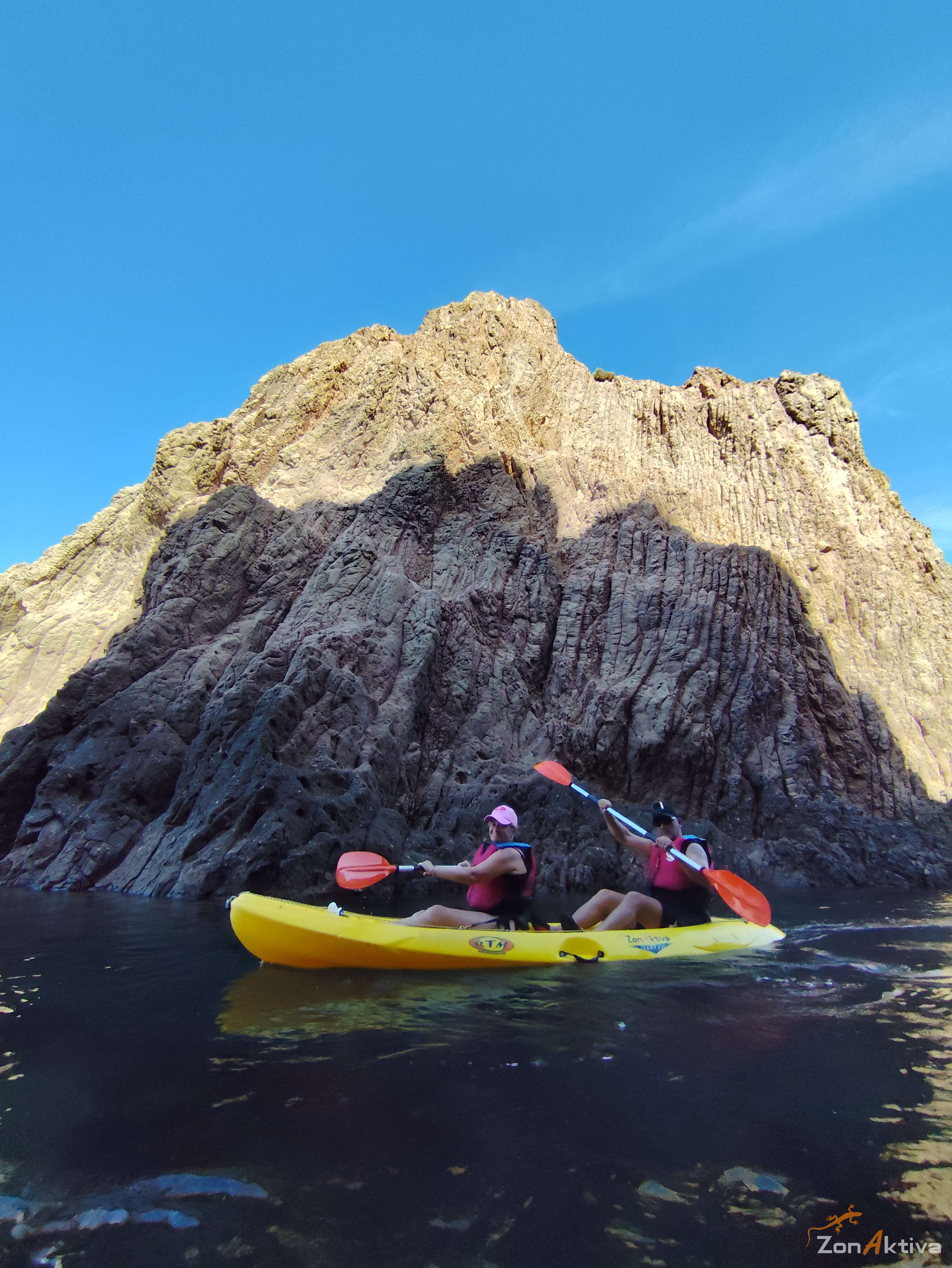Kayaking in La Fabriquilla Arrecife de las Sirenas, Cabo de Gata – 5 September 2026 (photo 18)