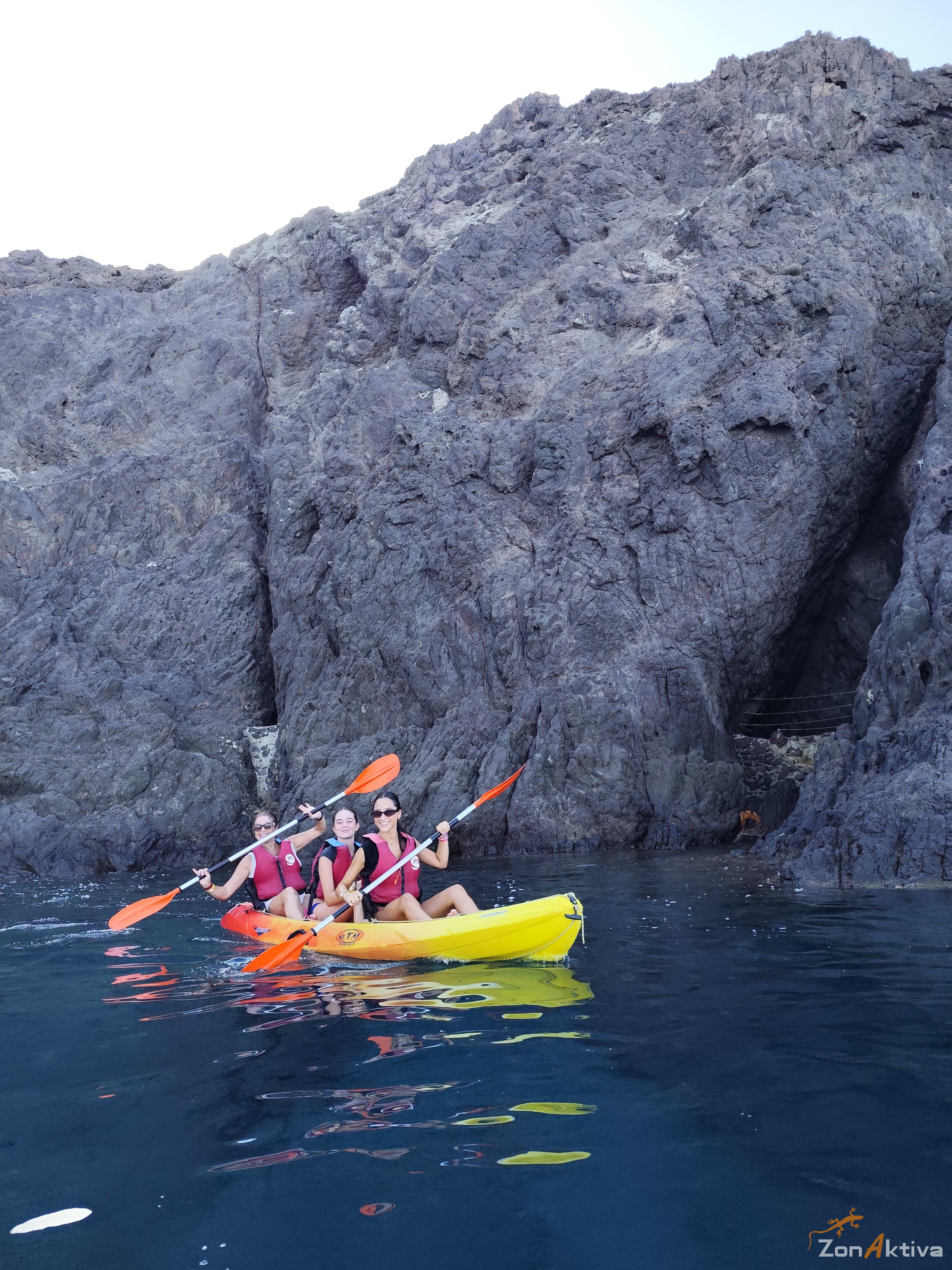 Kayaking in La Fabriquilla Arrecife de las Sirenas, Cabo de Gata – 5 September 2026 (photo 21)