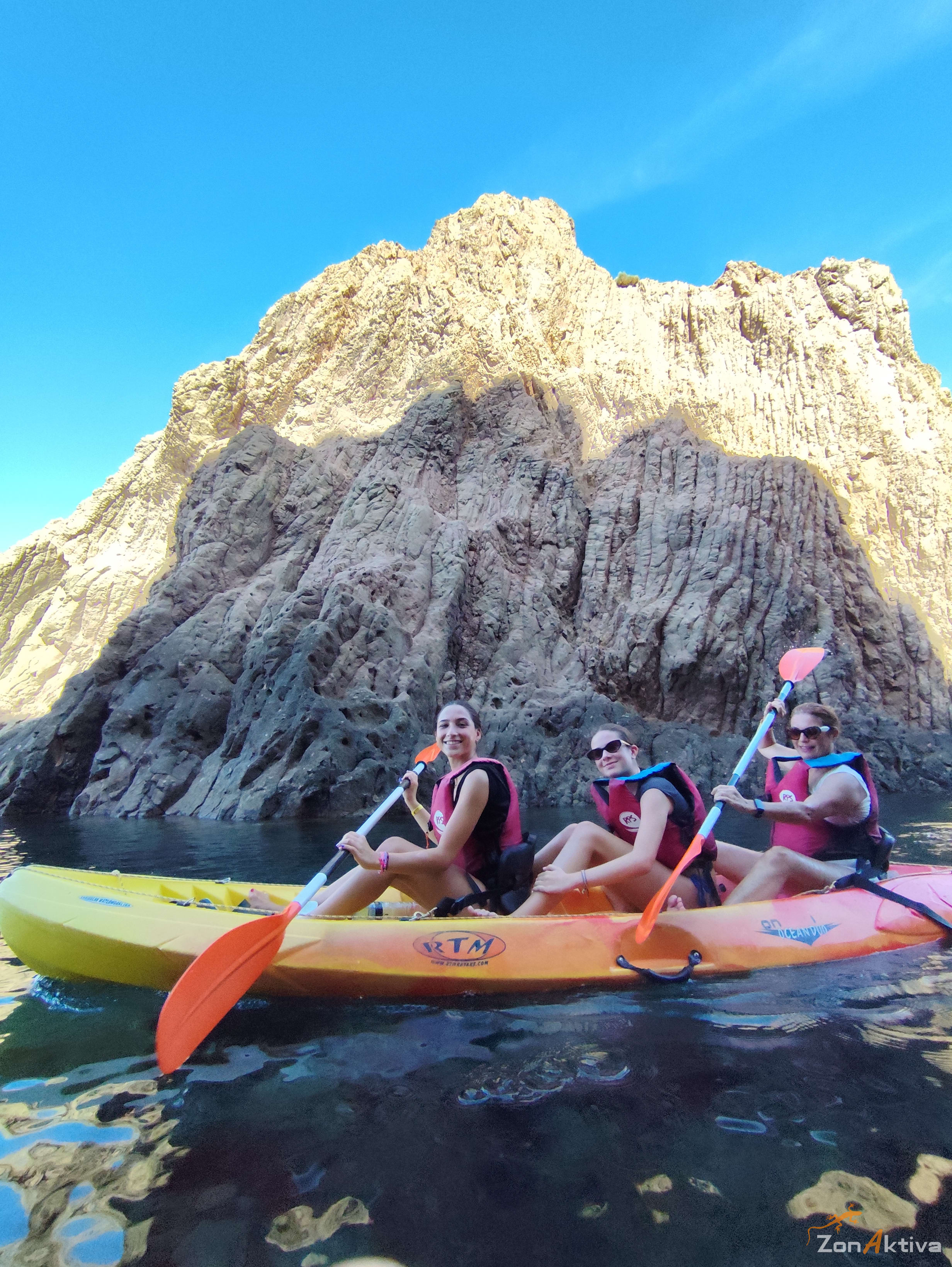 Kayaking in La Fabriquilla Arrecife de las Sirenas, Cabo de Gata – 5 September 2026 (photo 31)