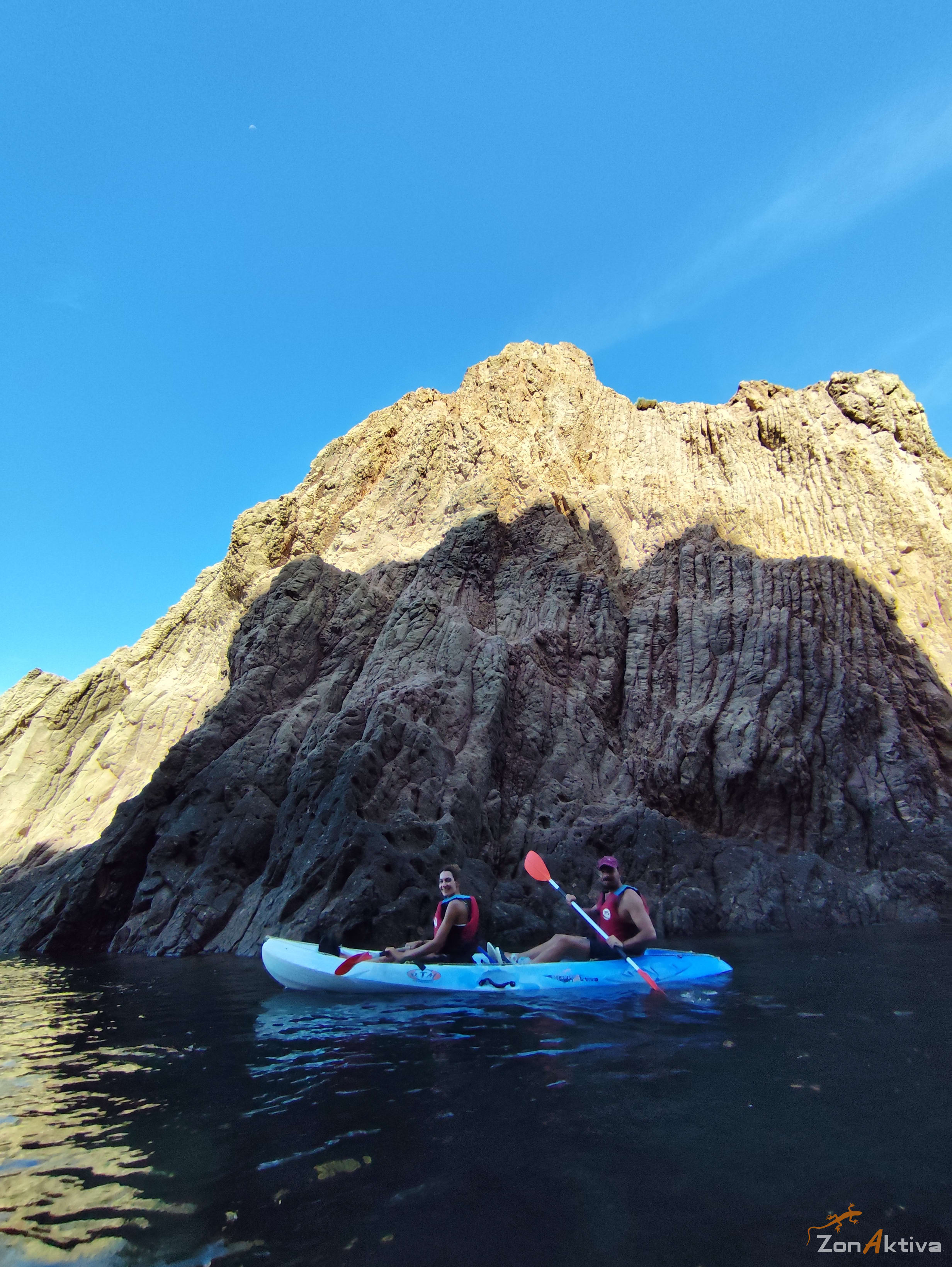 Kayaking in La Fabriquilla Arrecife de las Sirenas, Cabo de Gata – 5 September 2026 (photo 42)
