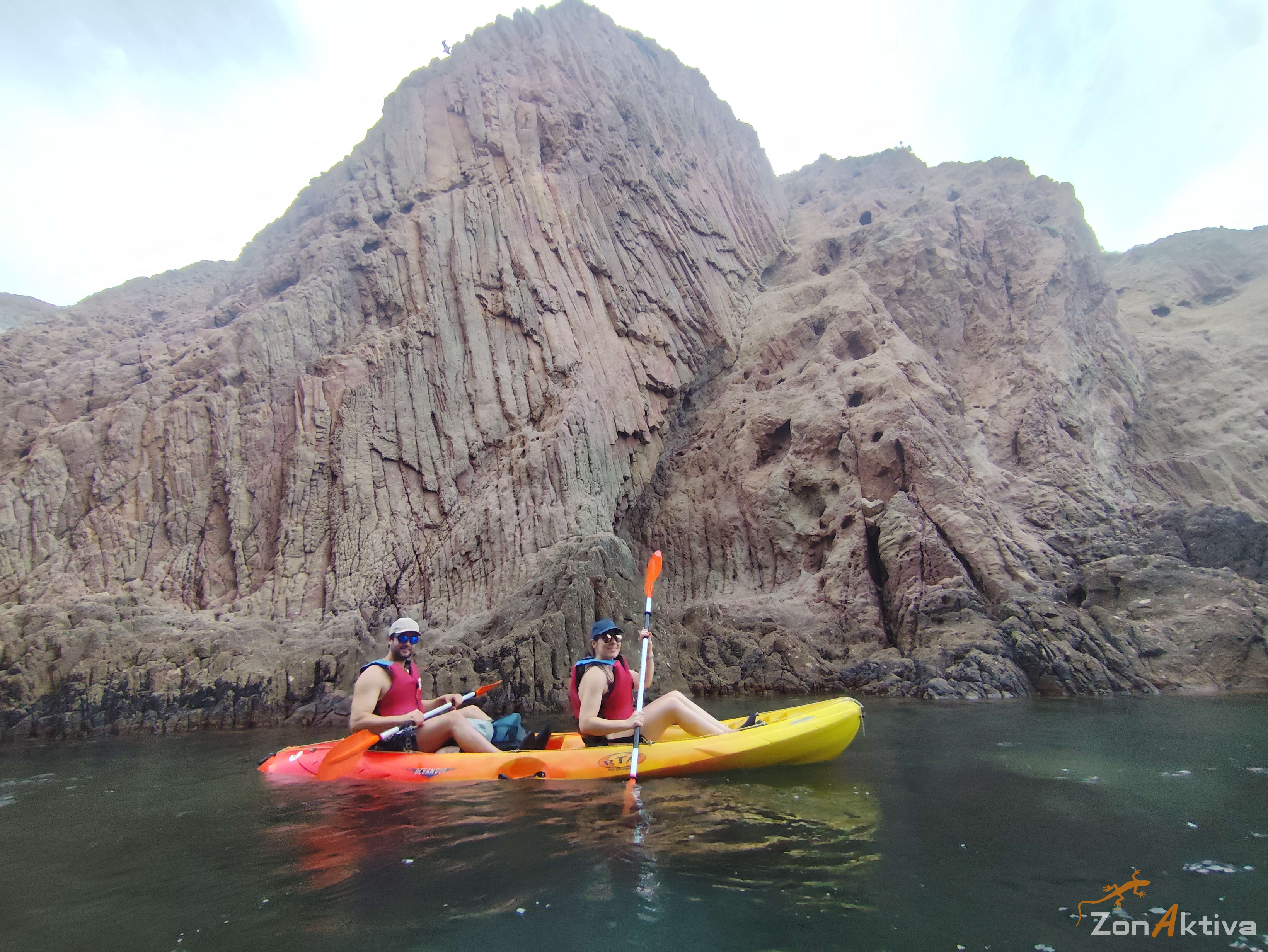 Kayaking in La Fabriquilla Arrecife de las Sirenas, Cabo de Gata – 6 September 2026 (photo 6)
