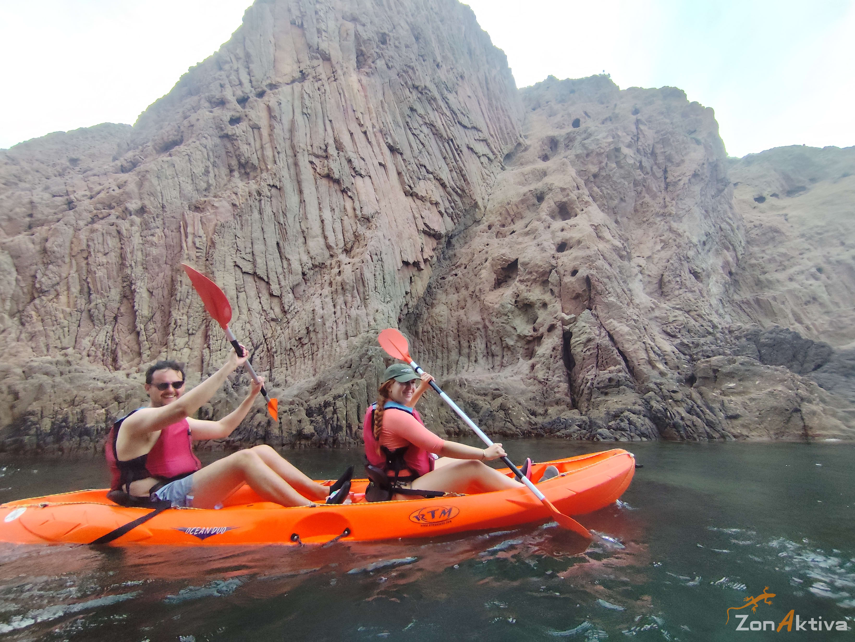 Kayaking in La Fabriquilla Arrecife de las Sirenas, Cabo de Gata – 6 September 2026 (photo 8)