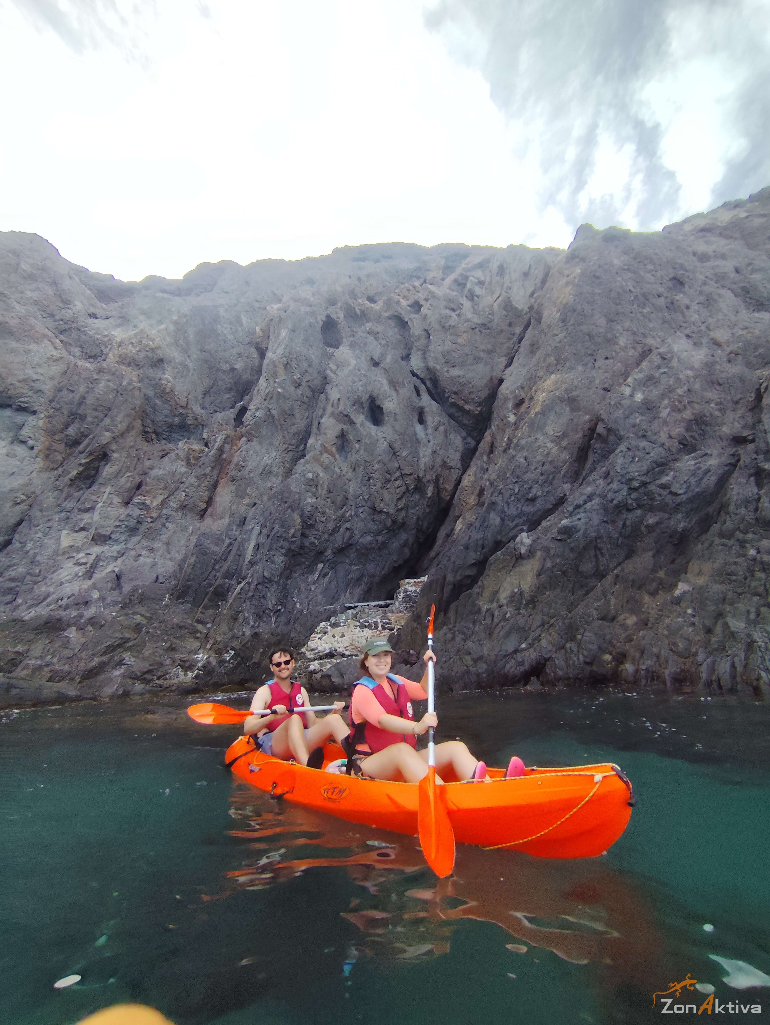 Kayaking in La Fabriquilla Arrecife de las Sirenas, Cabo de Gata – 6 September 2026 (photo 11)