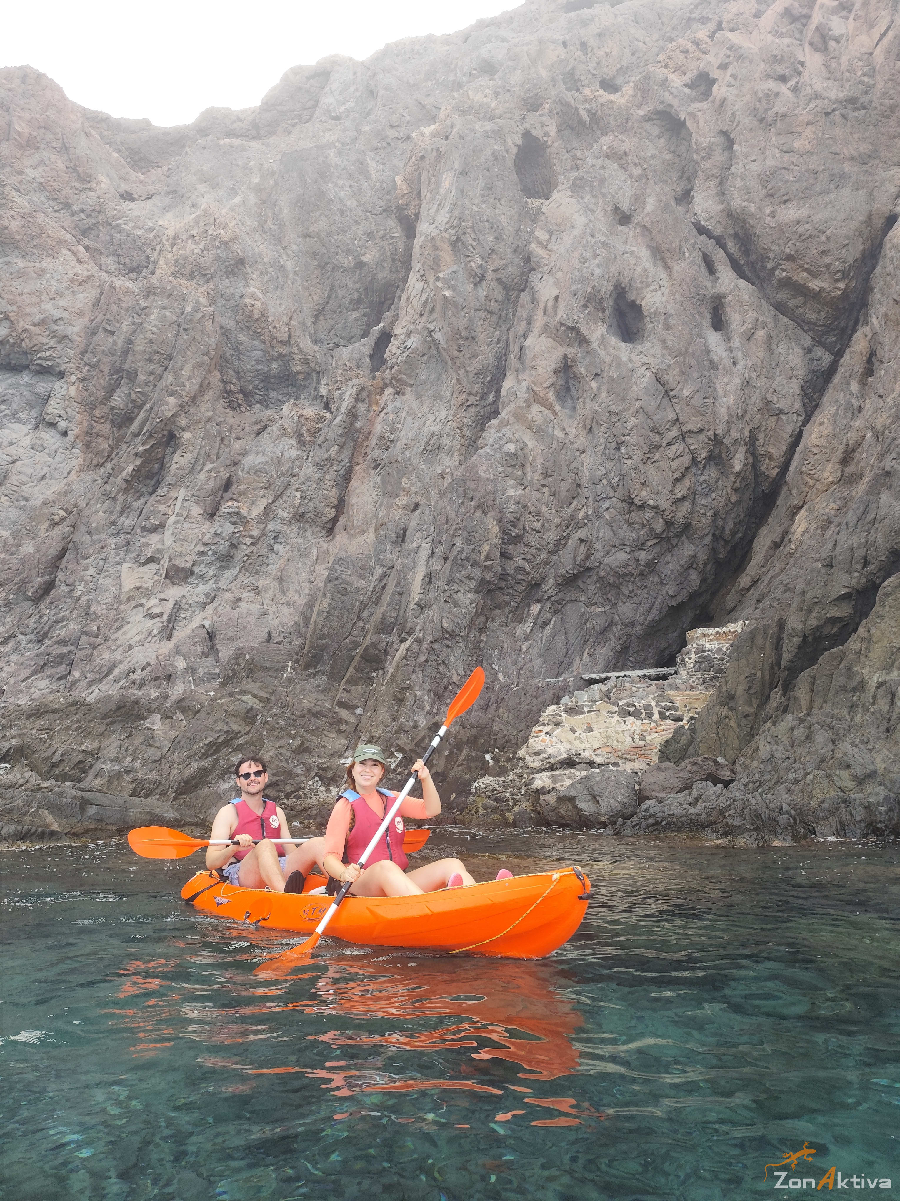 Kayaking in La Fabriquilla Arrecife de las Sirenas, Cabo de Gata – 6 September 2026 (photo 23)