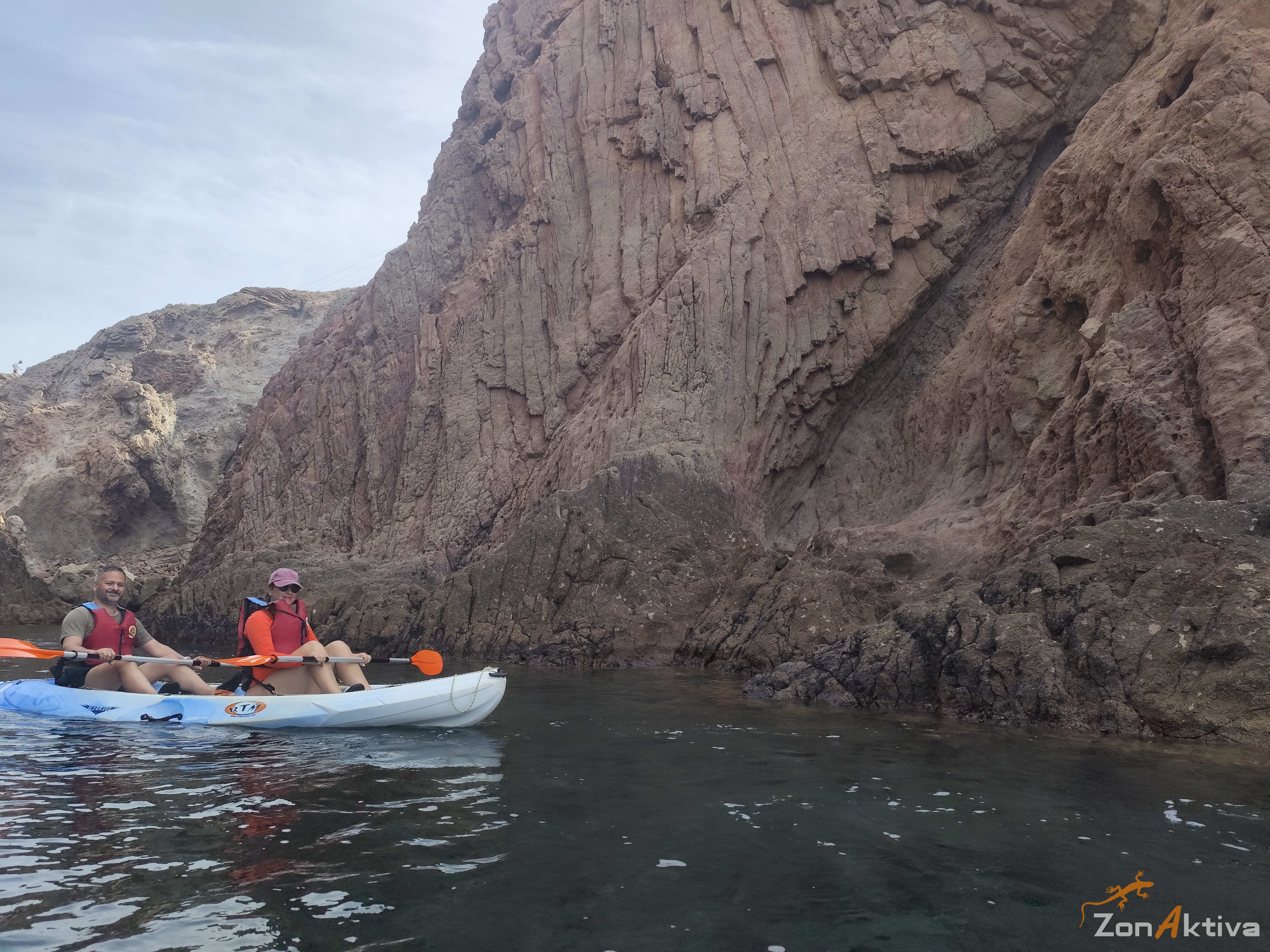 Kayaking in La Fabriquilla Arrecife de las Sirenas, Cabo de Gata – 6 September 2026 (photo 35)