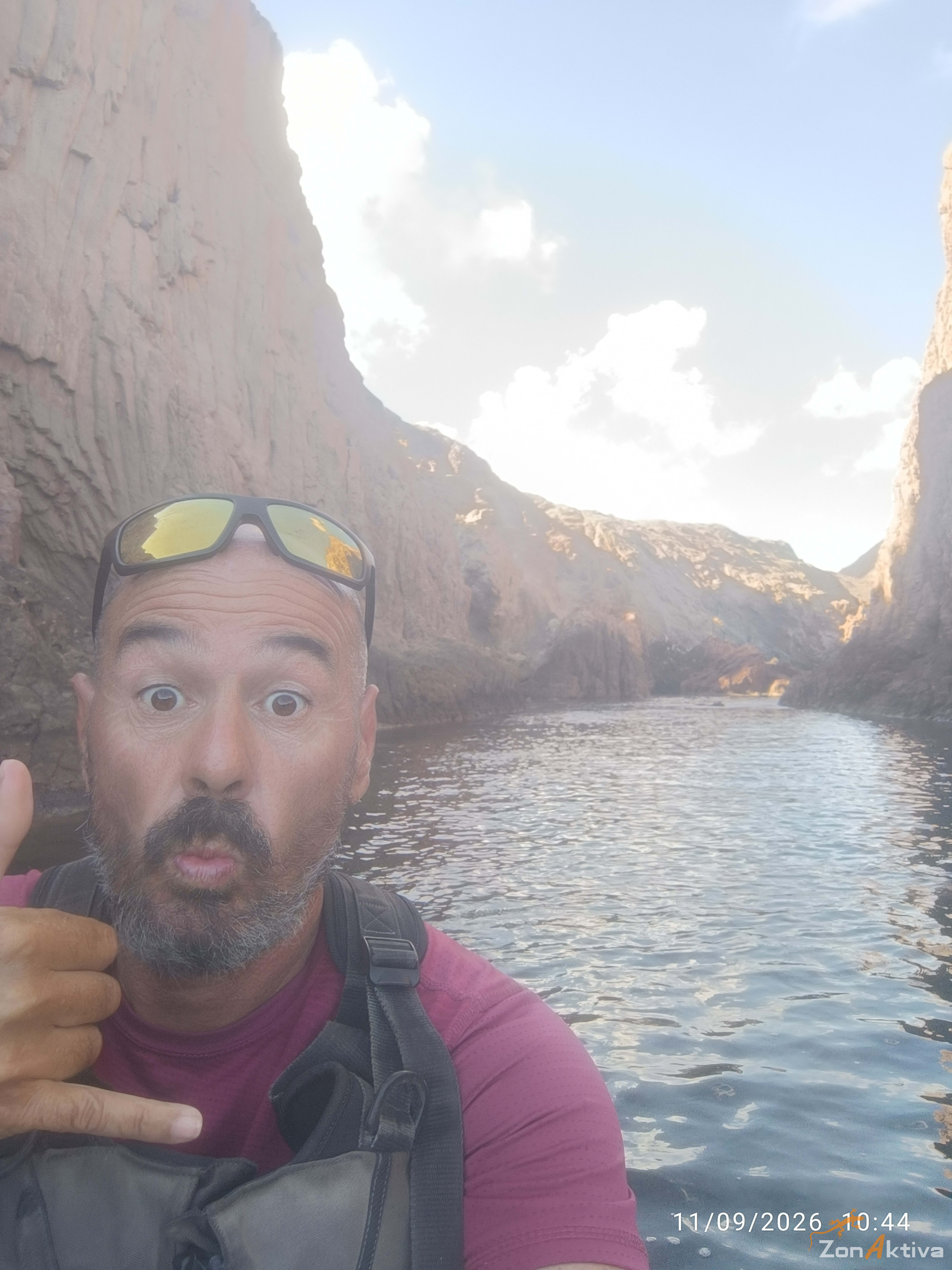 Kayaking in La Fabriquilla Arrecife de las Sirenas, Cabo de Gata – 11 September 2026 (photo 5)
