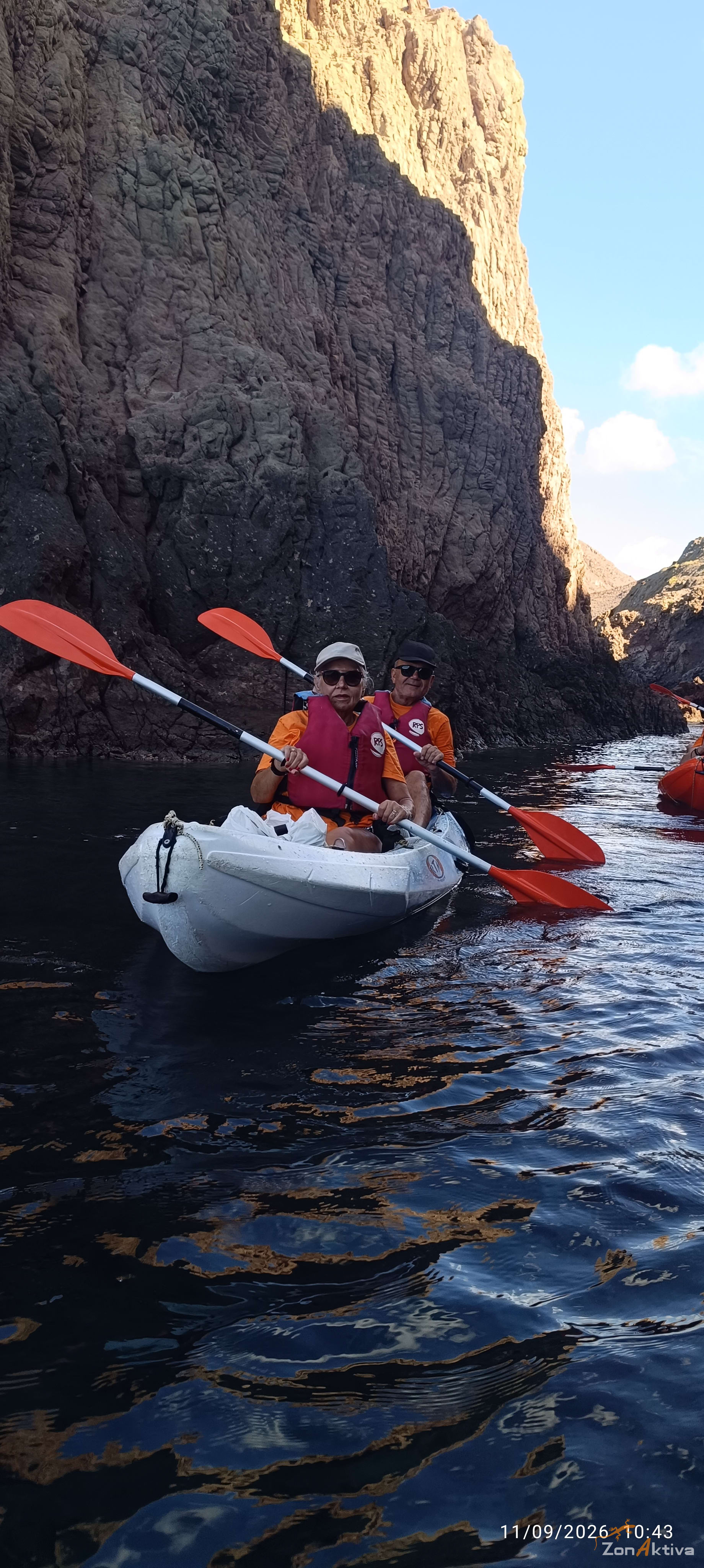 Kayaking in La Fabriquilla Arrecife de las Sirenas, Cabo de Gata – 11 September 2026 (photo 7)